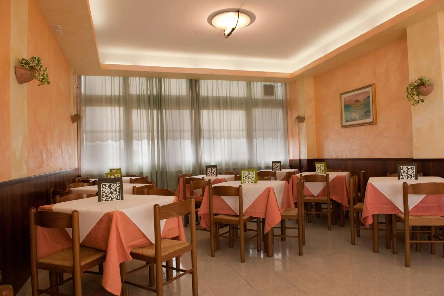 Lounge or bar in Hotel Centrale di Paolo e Cinzia