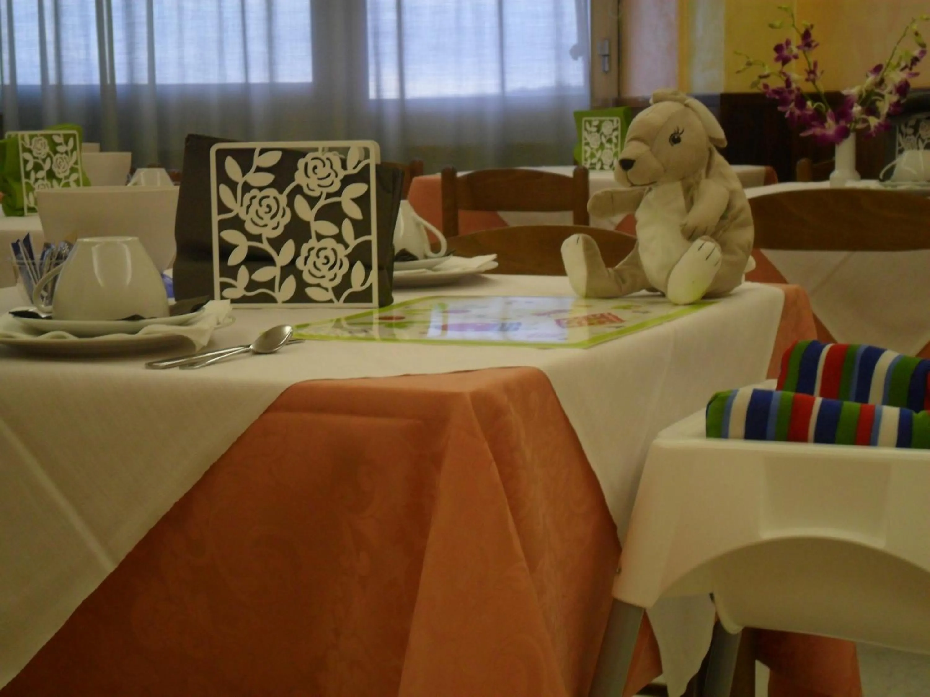 Restaurant/places to eat in Hotel Centrale di Paolo e Cinzia