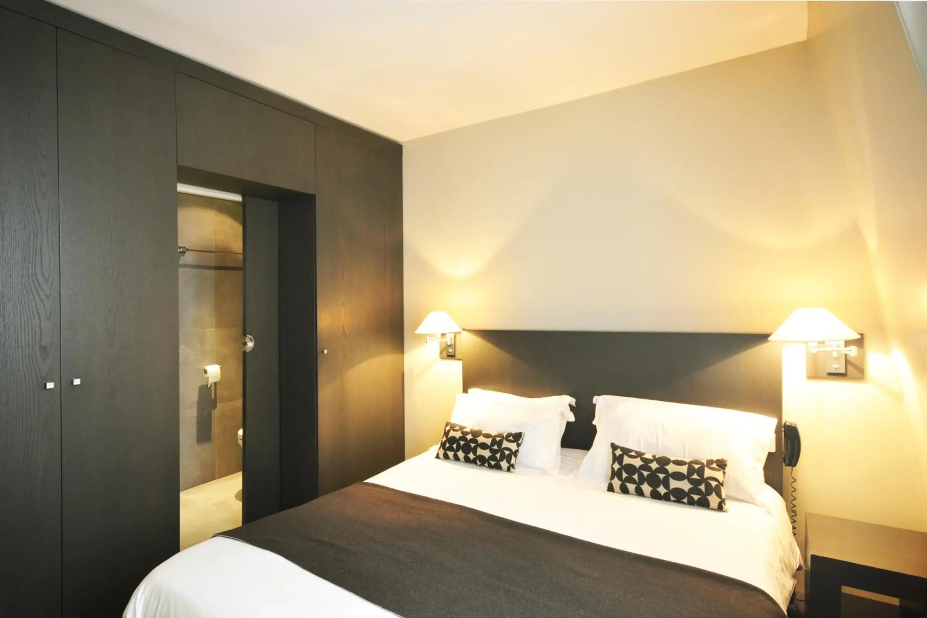 Bed in Villa Des Princes Bed in Villa Des Princes