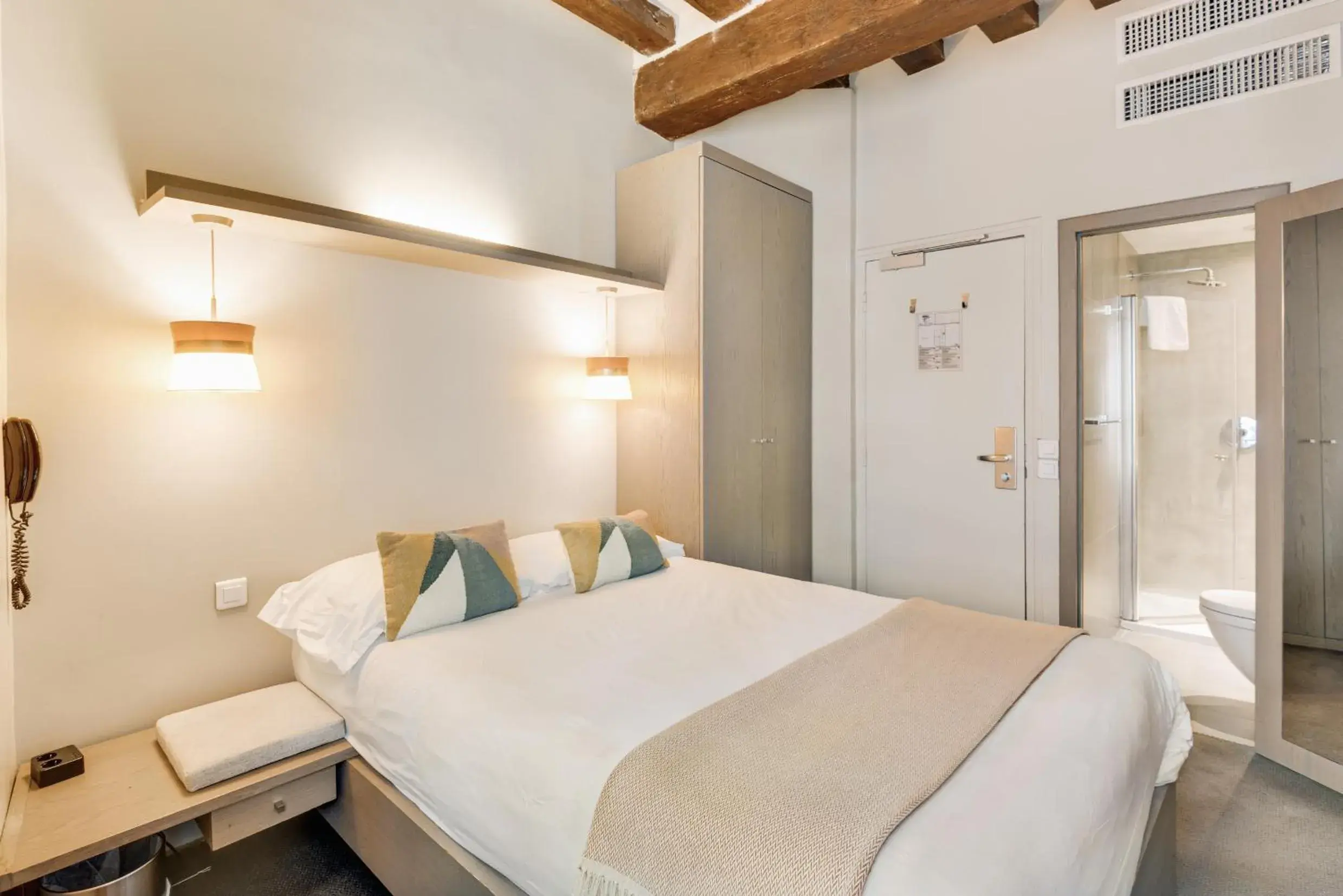 Bed in Villa Des Princes Bed in Villa Des Princes