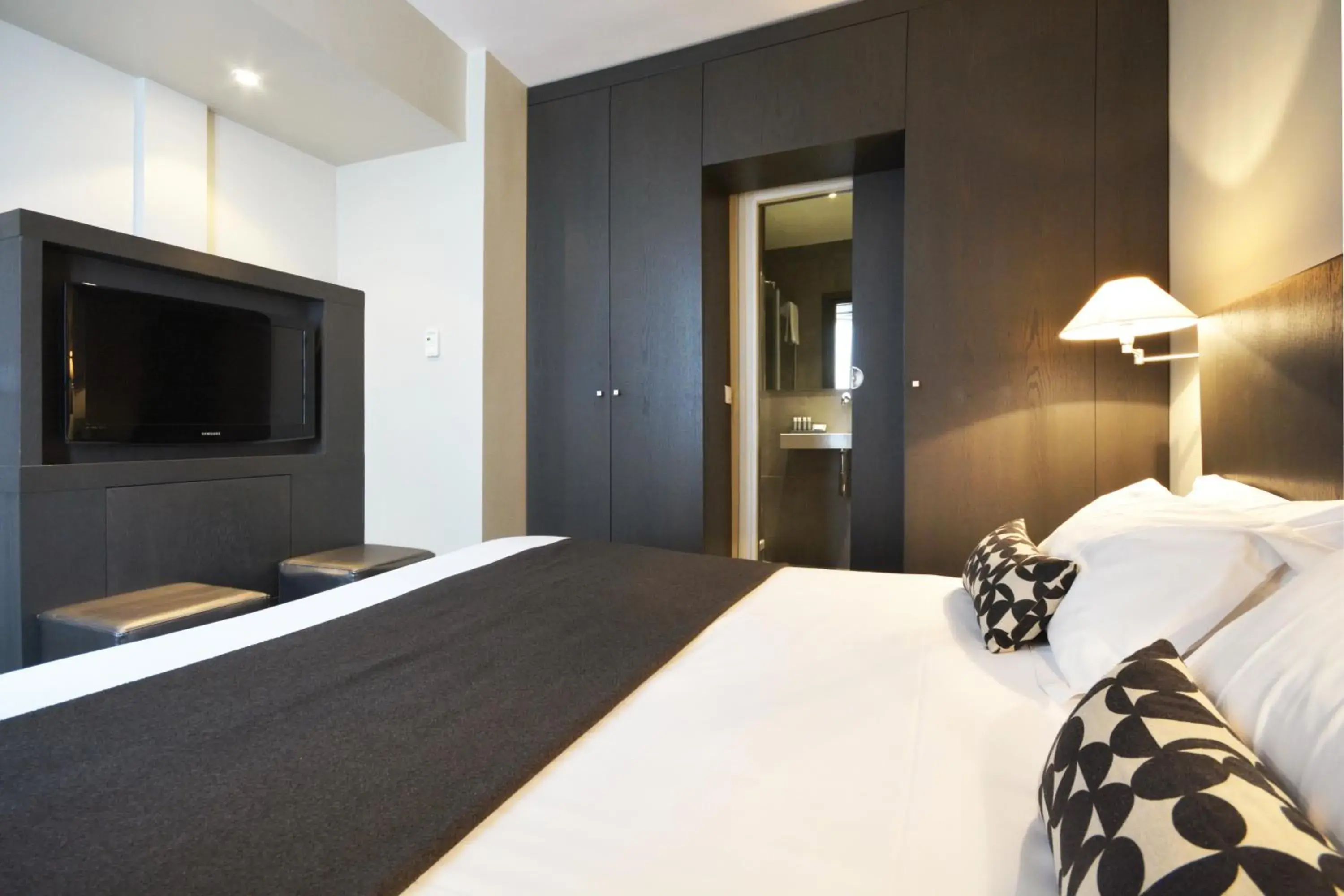 Bed in Villa Des Princes Bed in Villa Des Princes