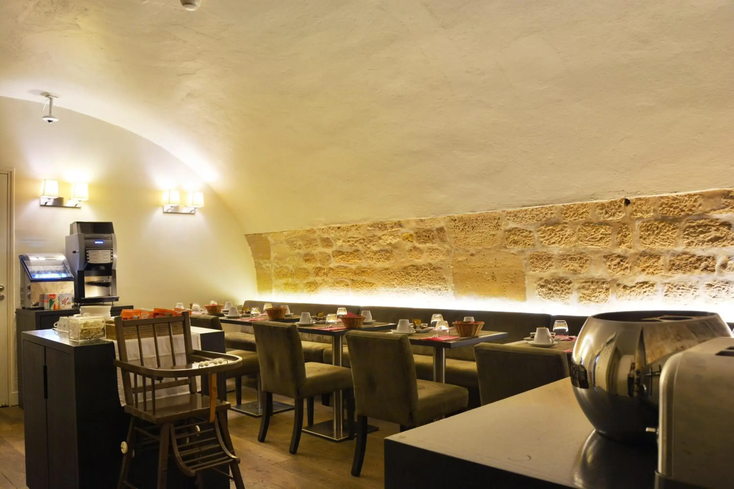 Restaurant/places to eat in Villa Des Princes Restaurant/places to eat in Villa Des Princes