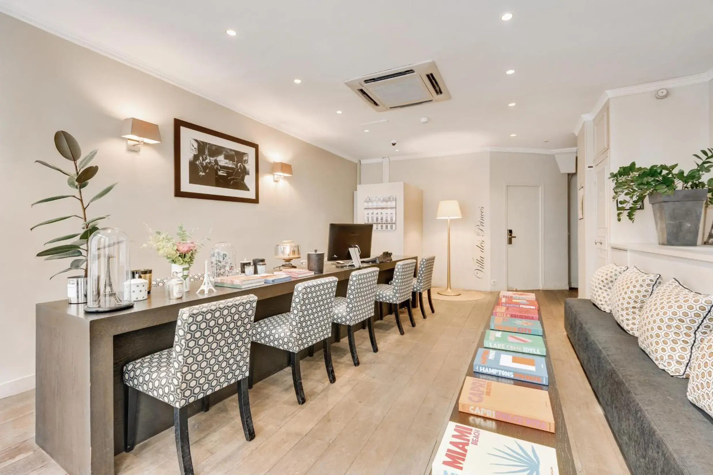 Lobby or reception in Villa Des Princes Lobby or reception in Villa Des Princes