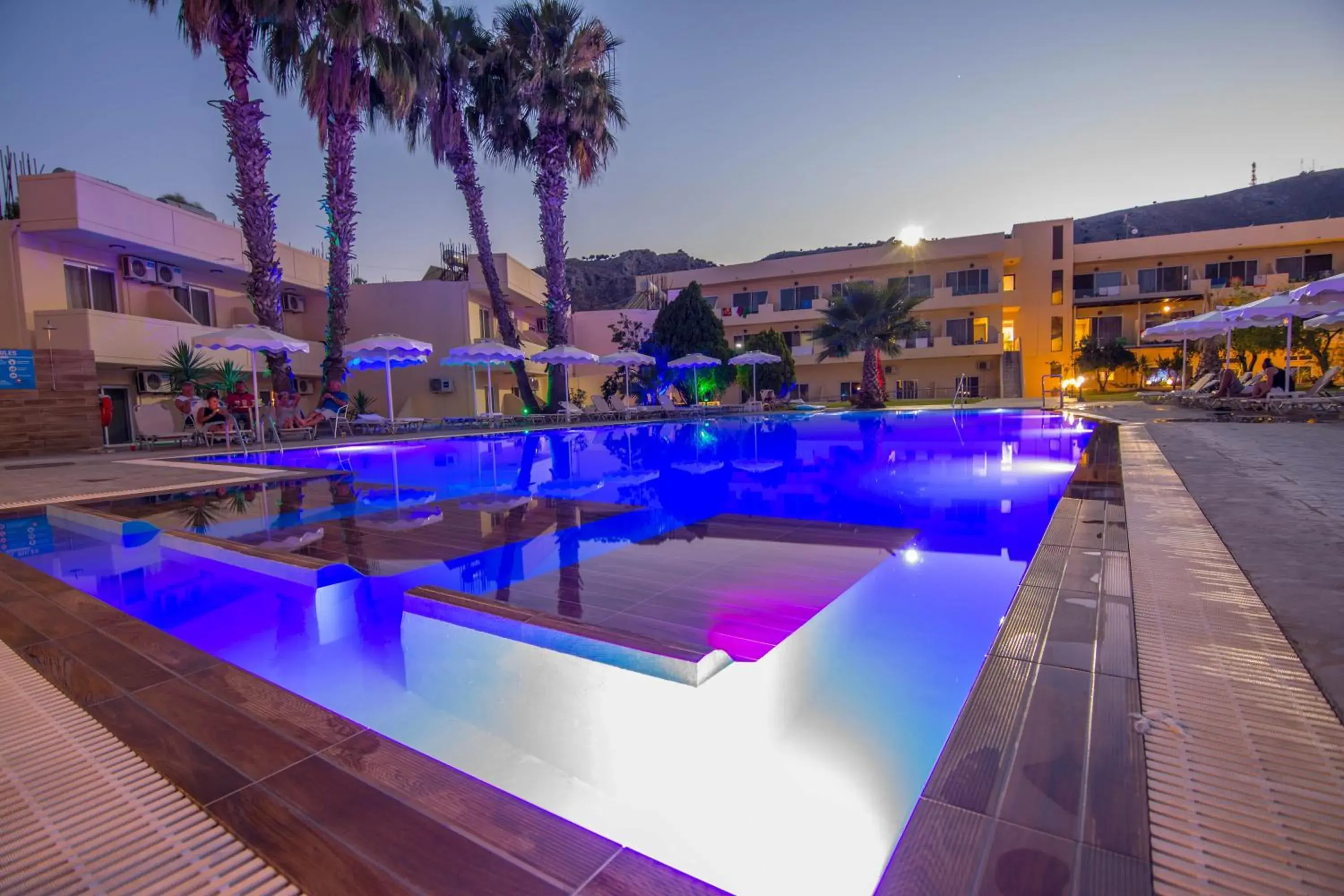 Pool view in Olive Garden Hotel Pool view in Olive Garden Hotel