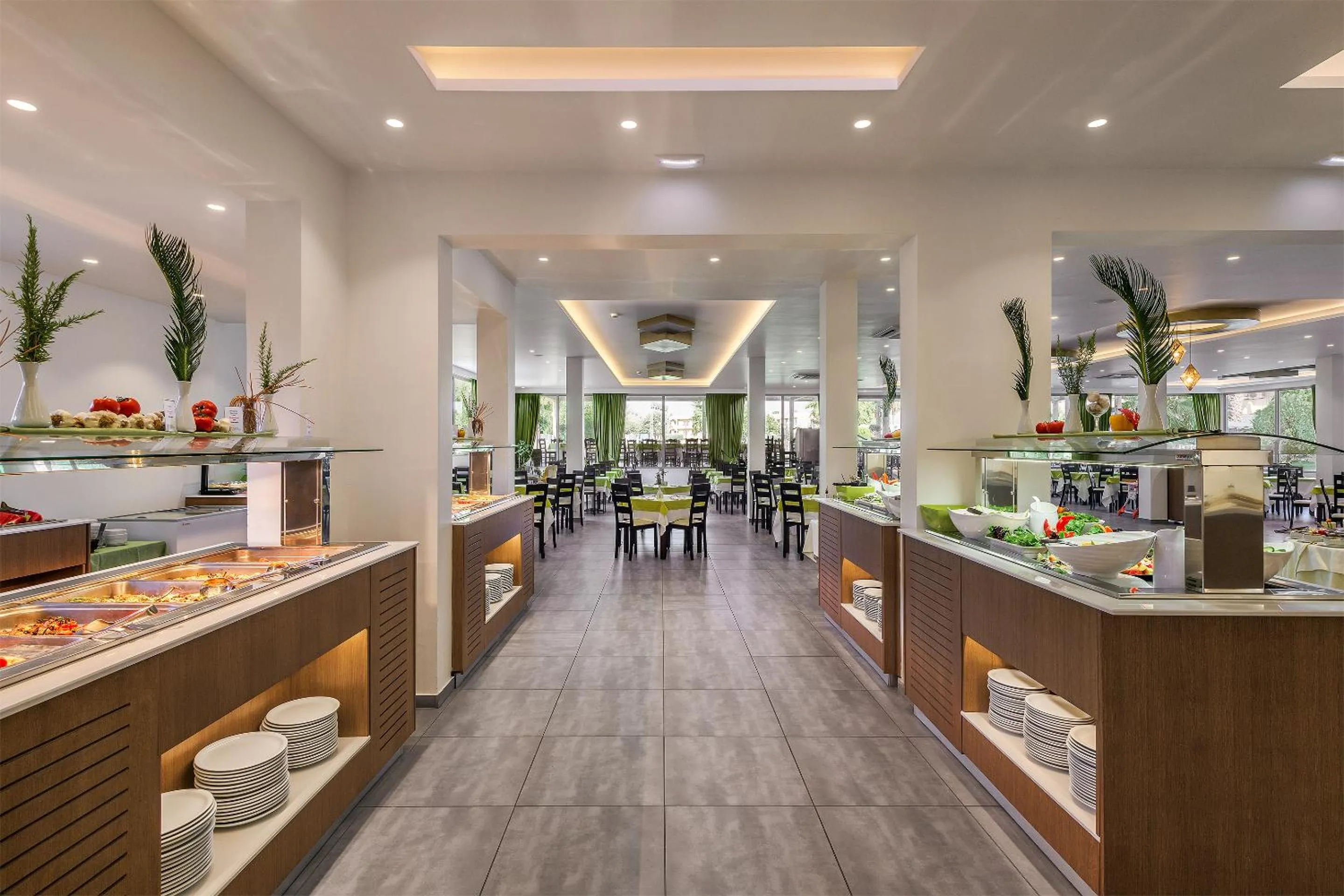 Restaurant/places to eat in Olive Garden Hotel