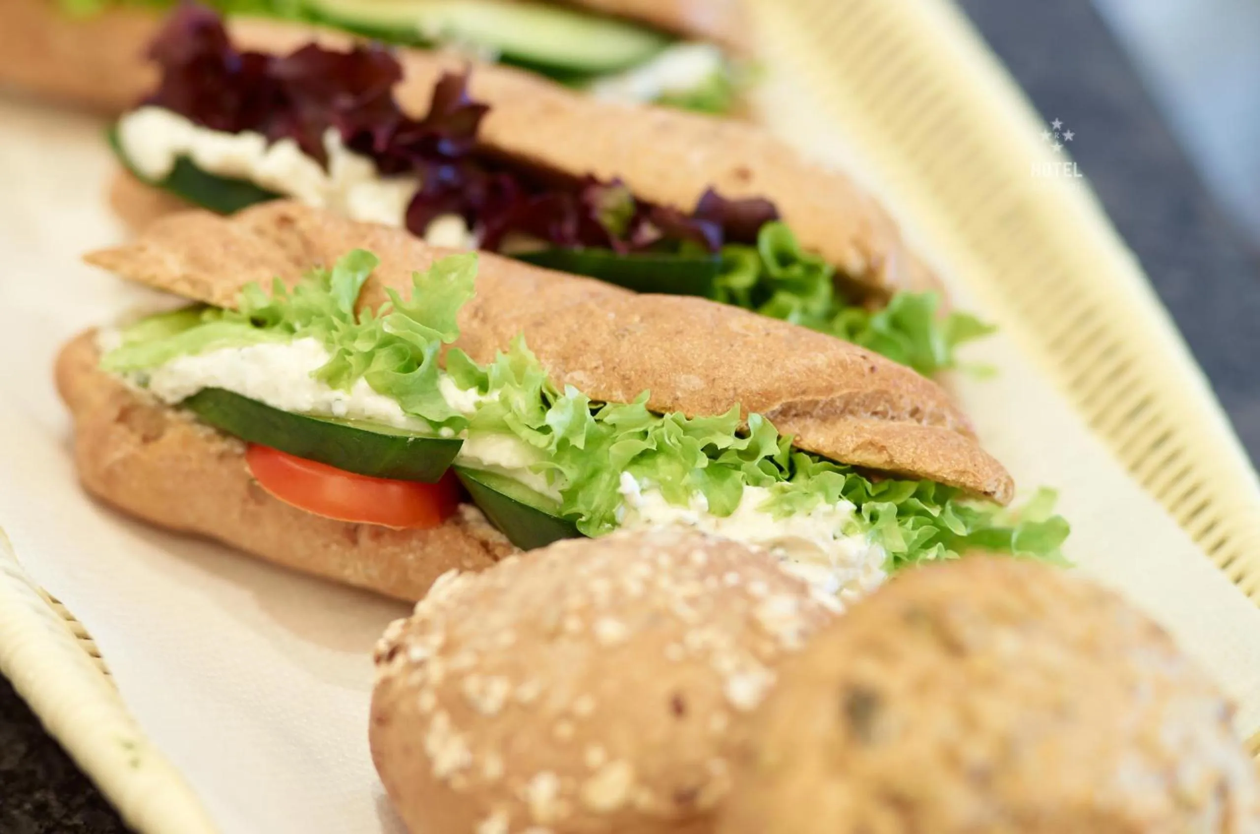 Food and drinks in Hotel B&B "Zur Schanz"