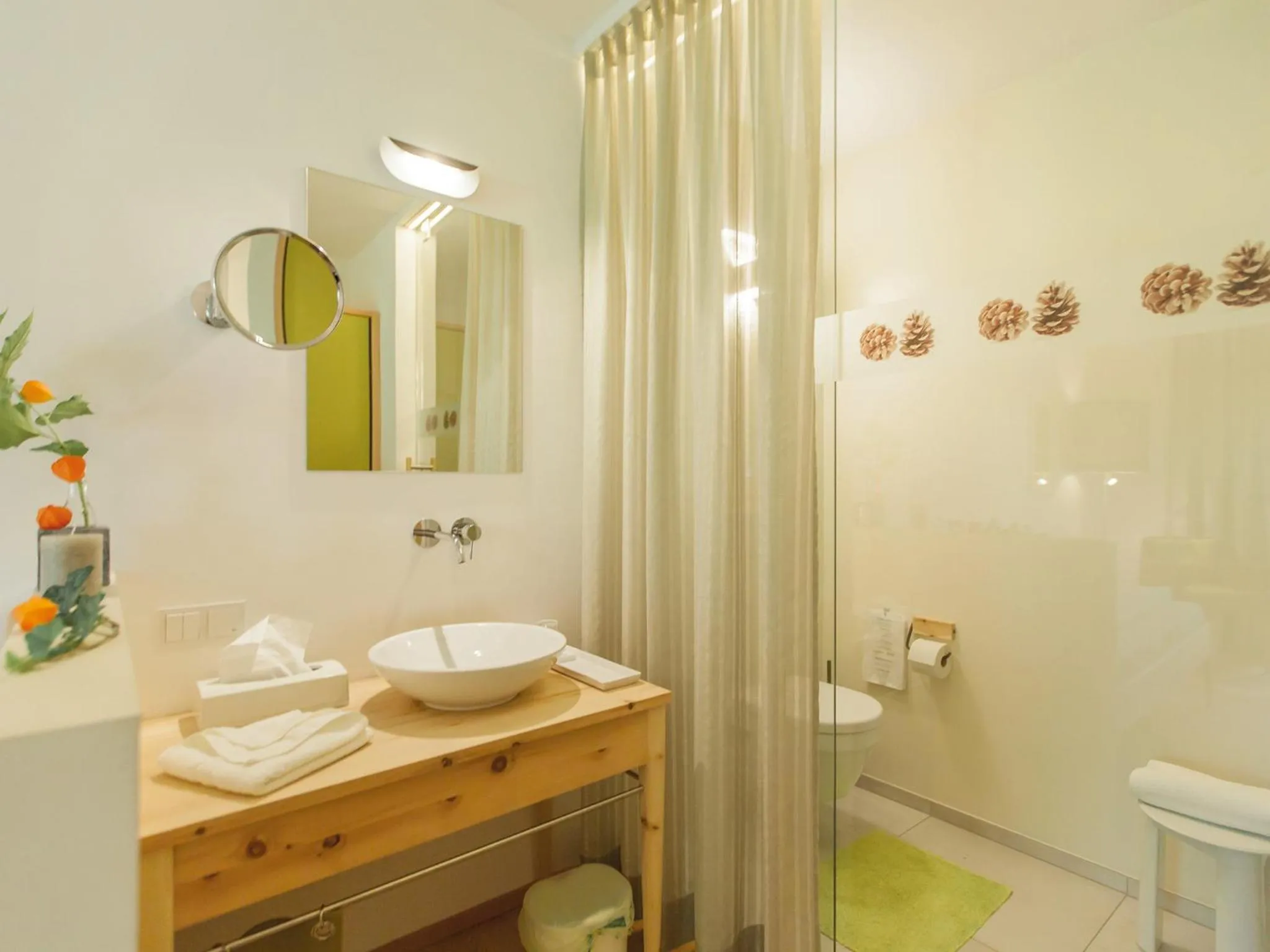 Bathroom in Hotel B&B "Zur Schanz"