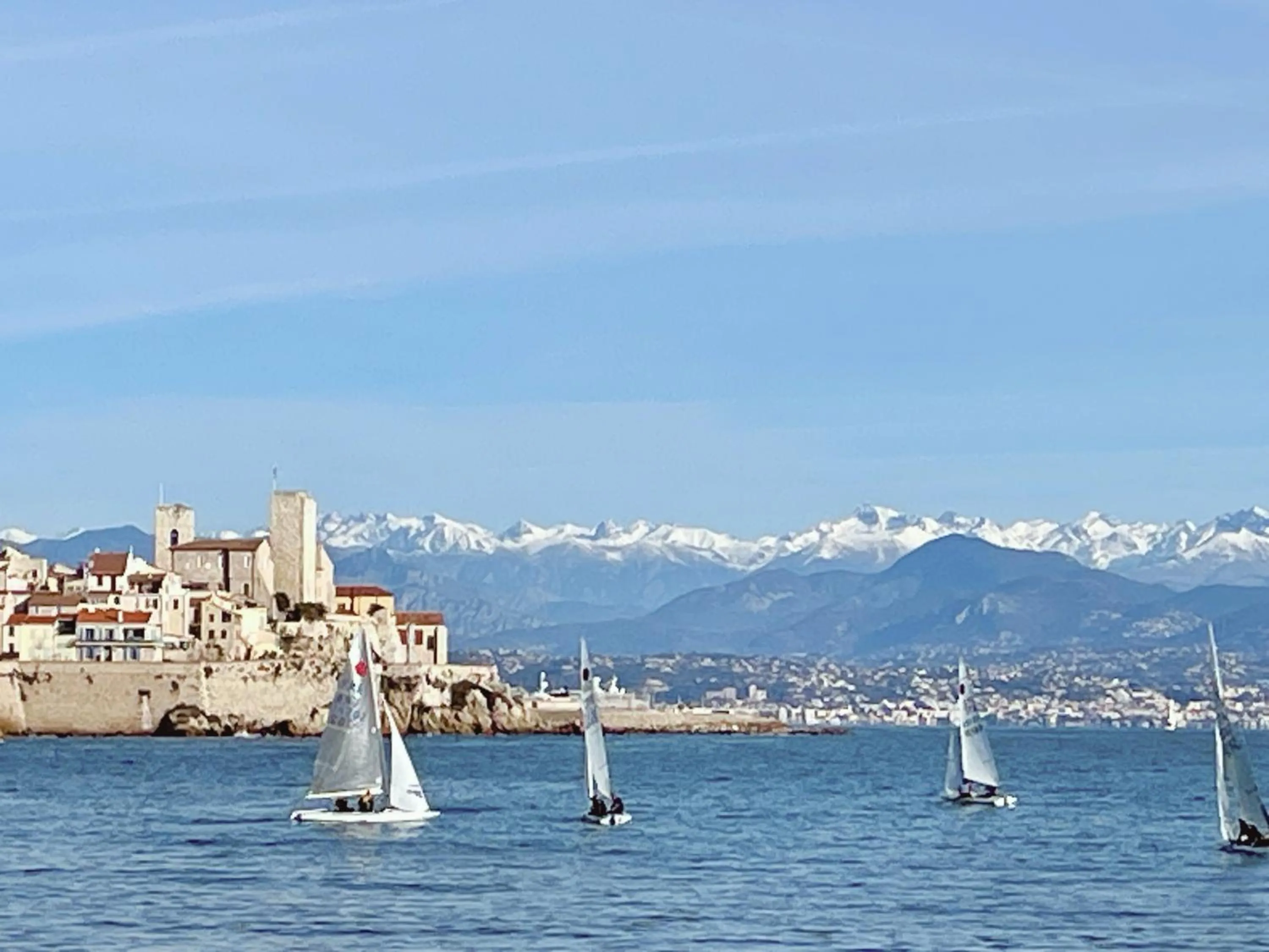 Nearby landmark in La Jabotte