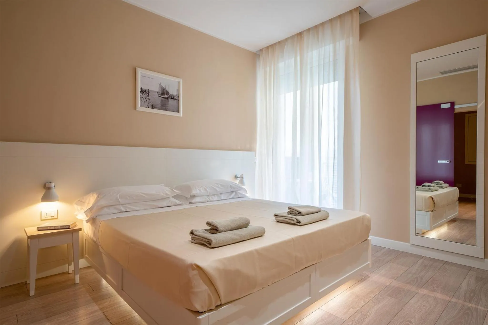 Photo of the whole room in Hotel Bristol