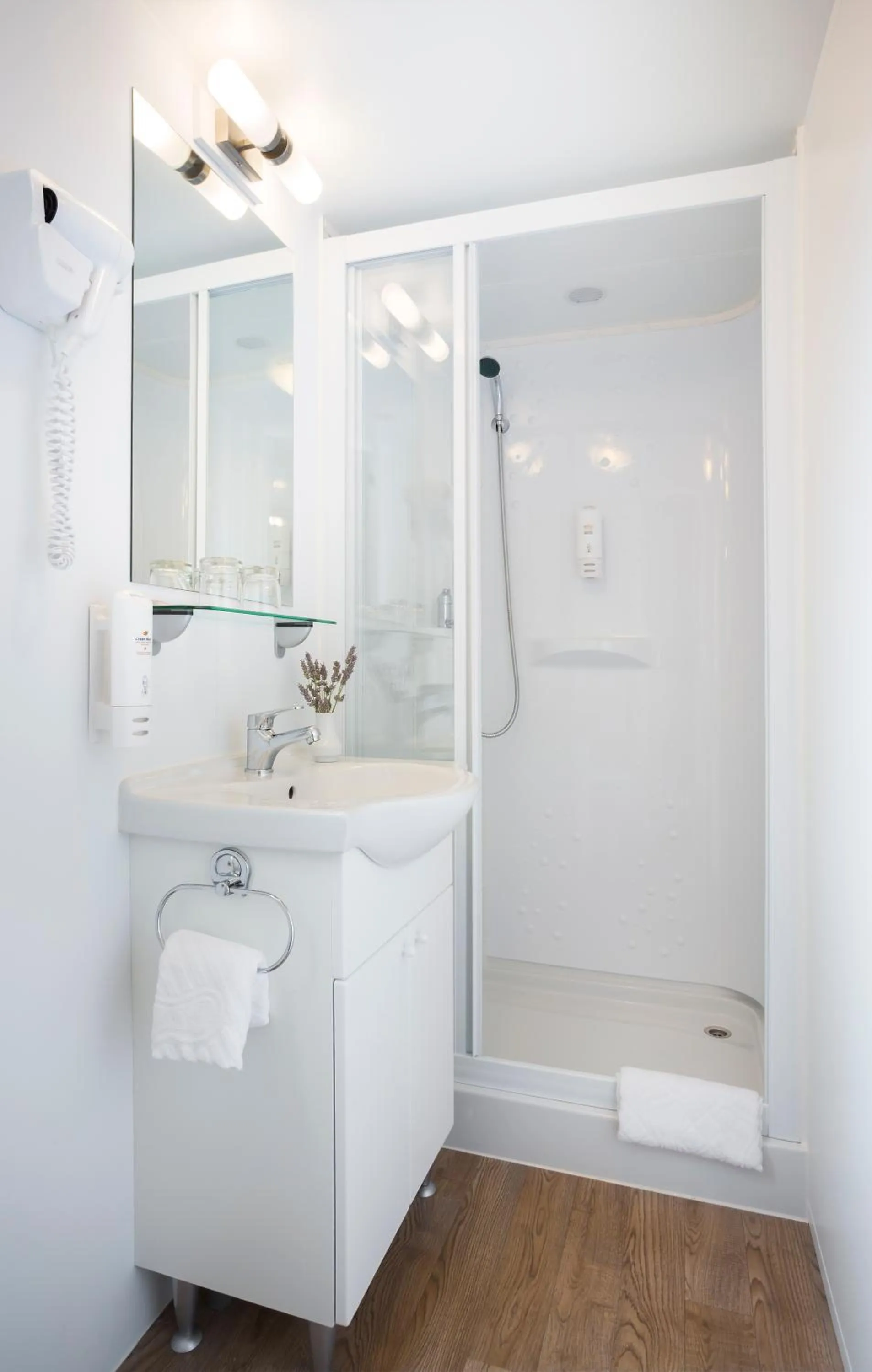 Shower in Maistra Camping Polari Mobile homes