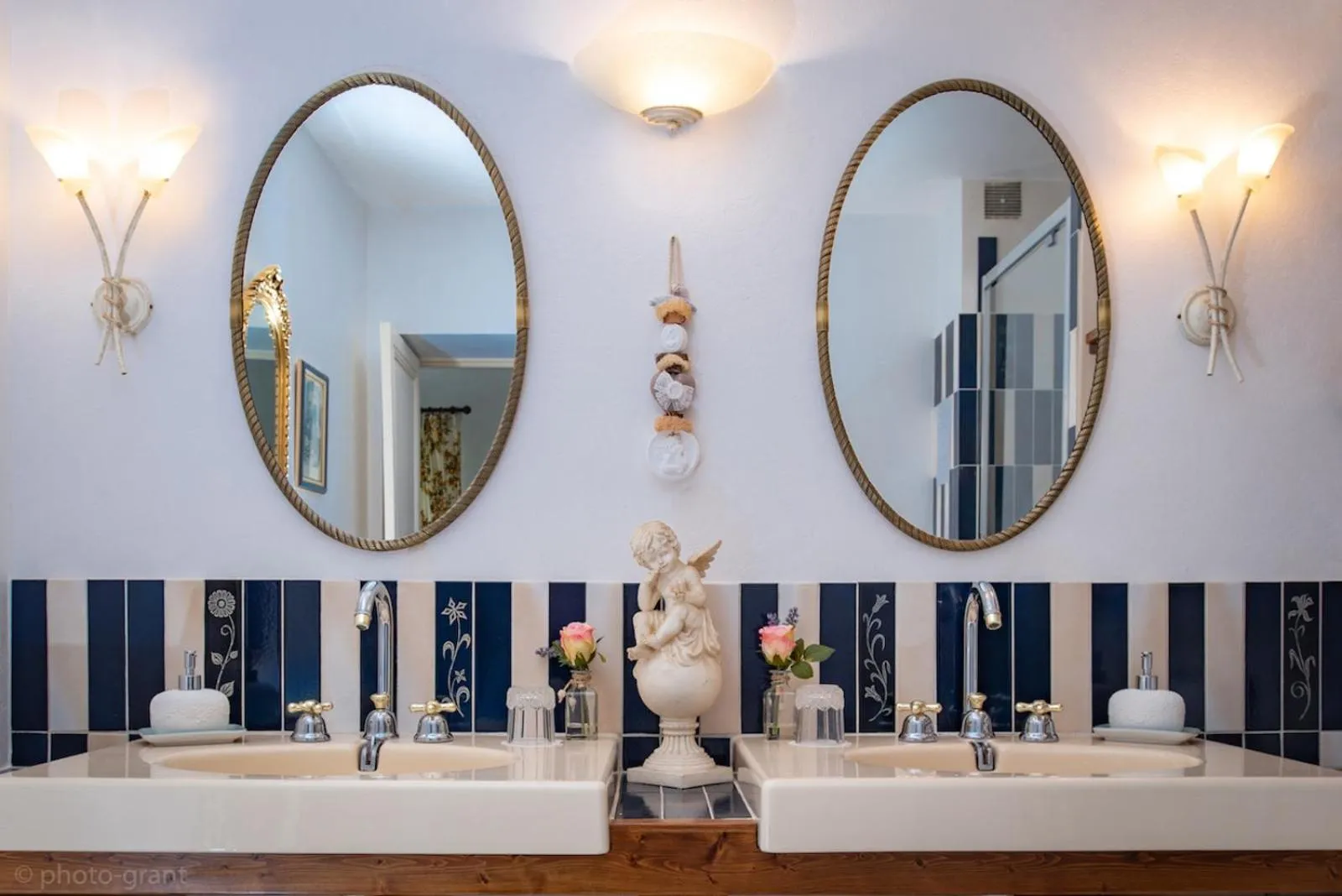 Bathroom in Maison d'hôtes de charme La Rose de Ducey près du Mont Saint Michel