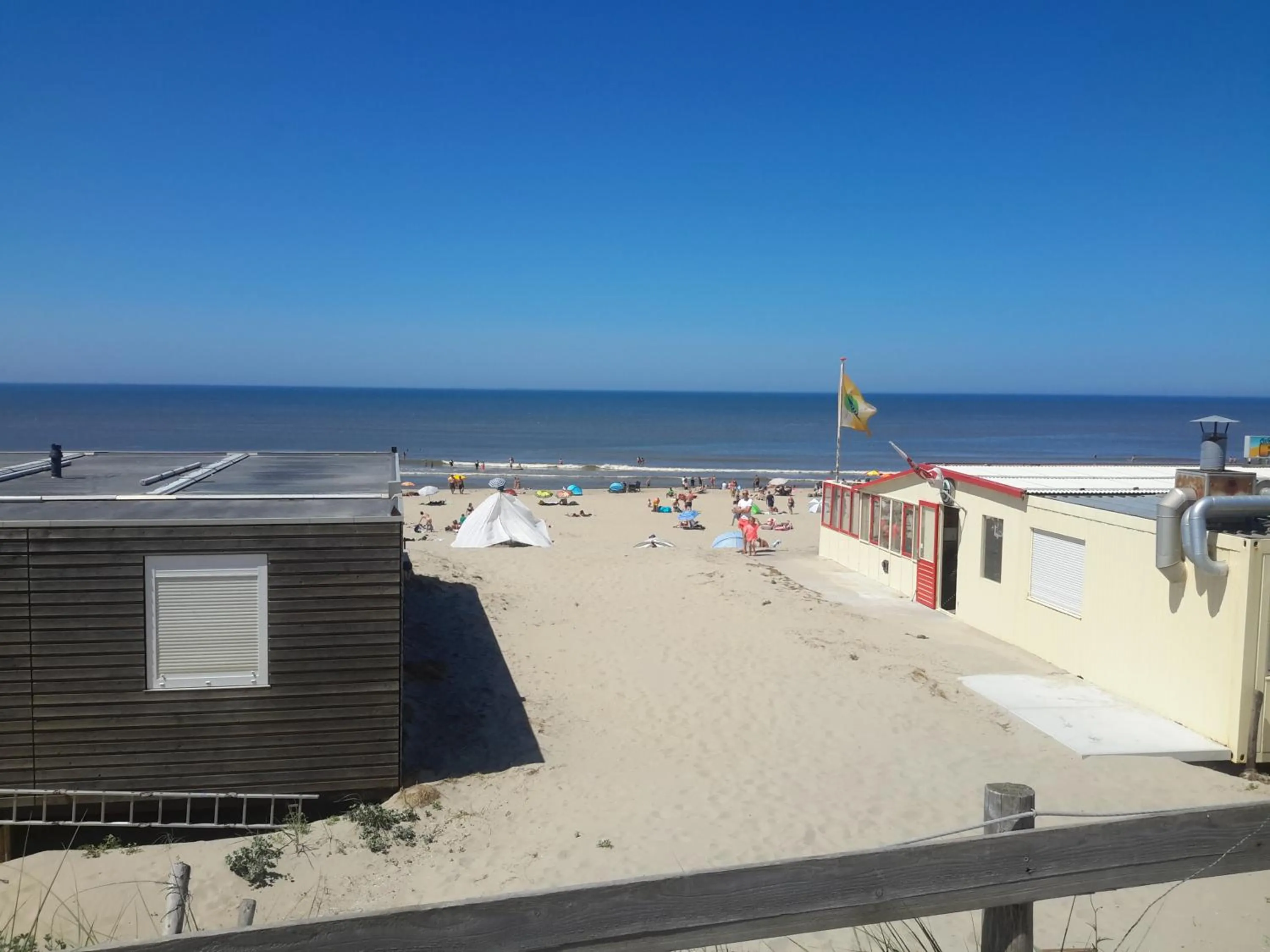 Beach in Strandhuussie Texel
