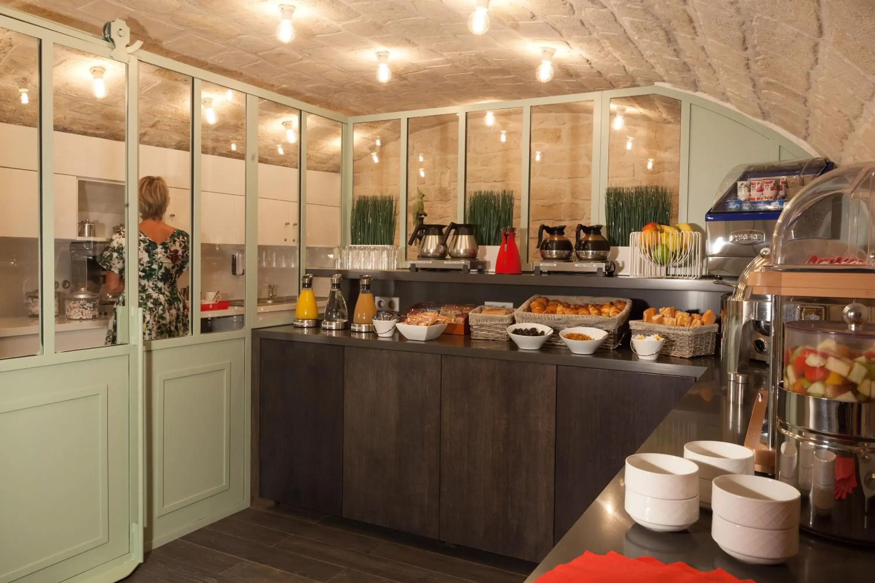 Restaurant/places to eat in Hôtel des 3 Poussins Restaurant/places to eat in Hôtel des 3 Poussins