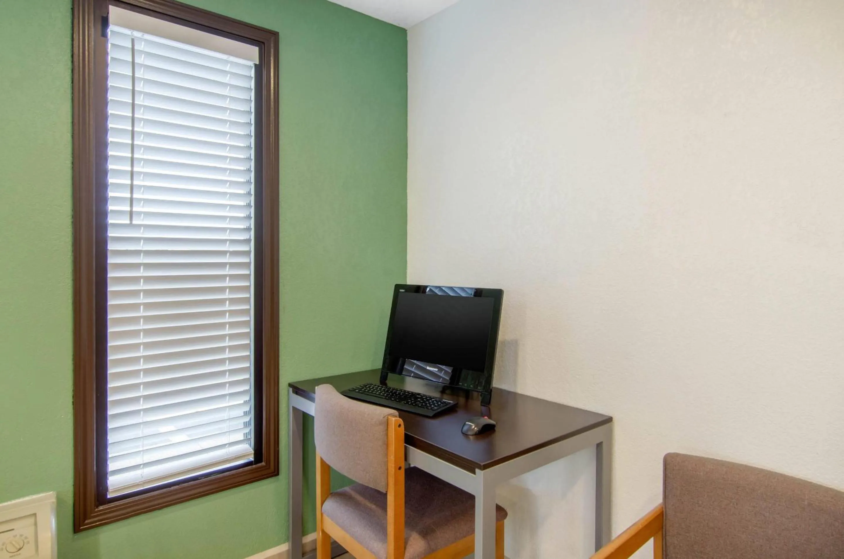 Business facilities in Quality Inn