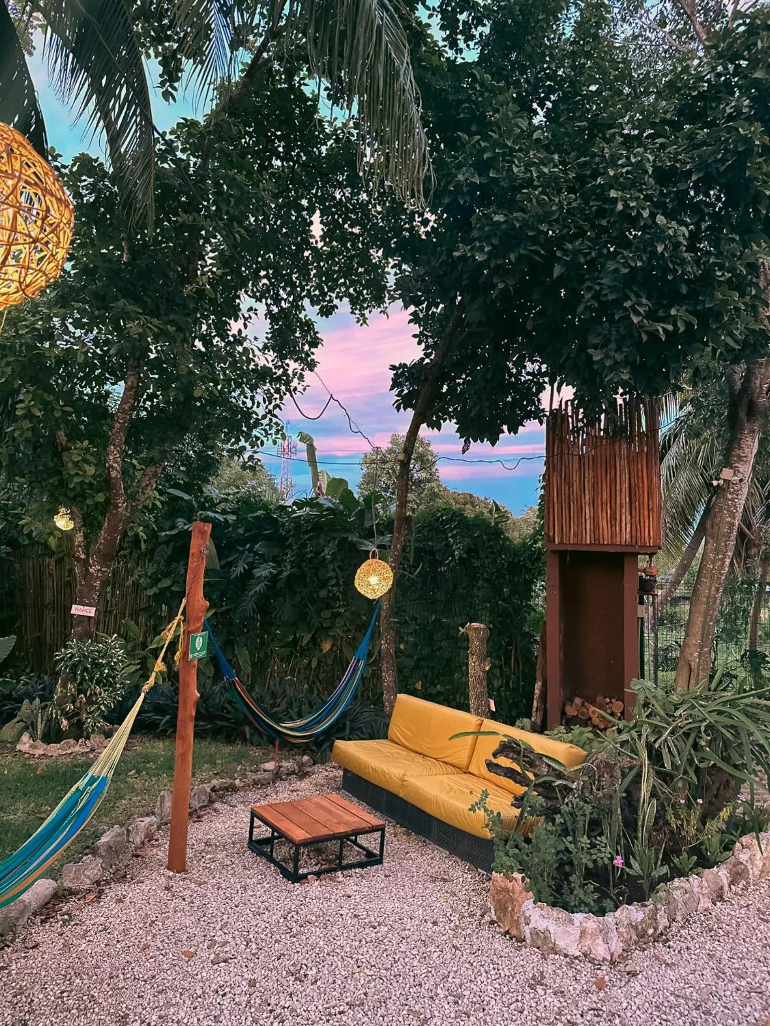 Garden in El Búho Bacalar Eco-Cabañas Hostal