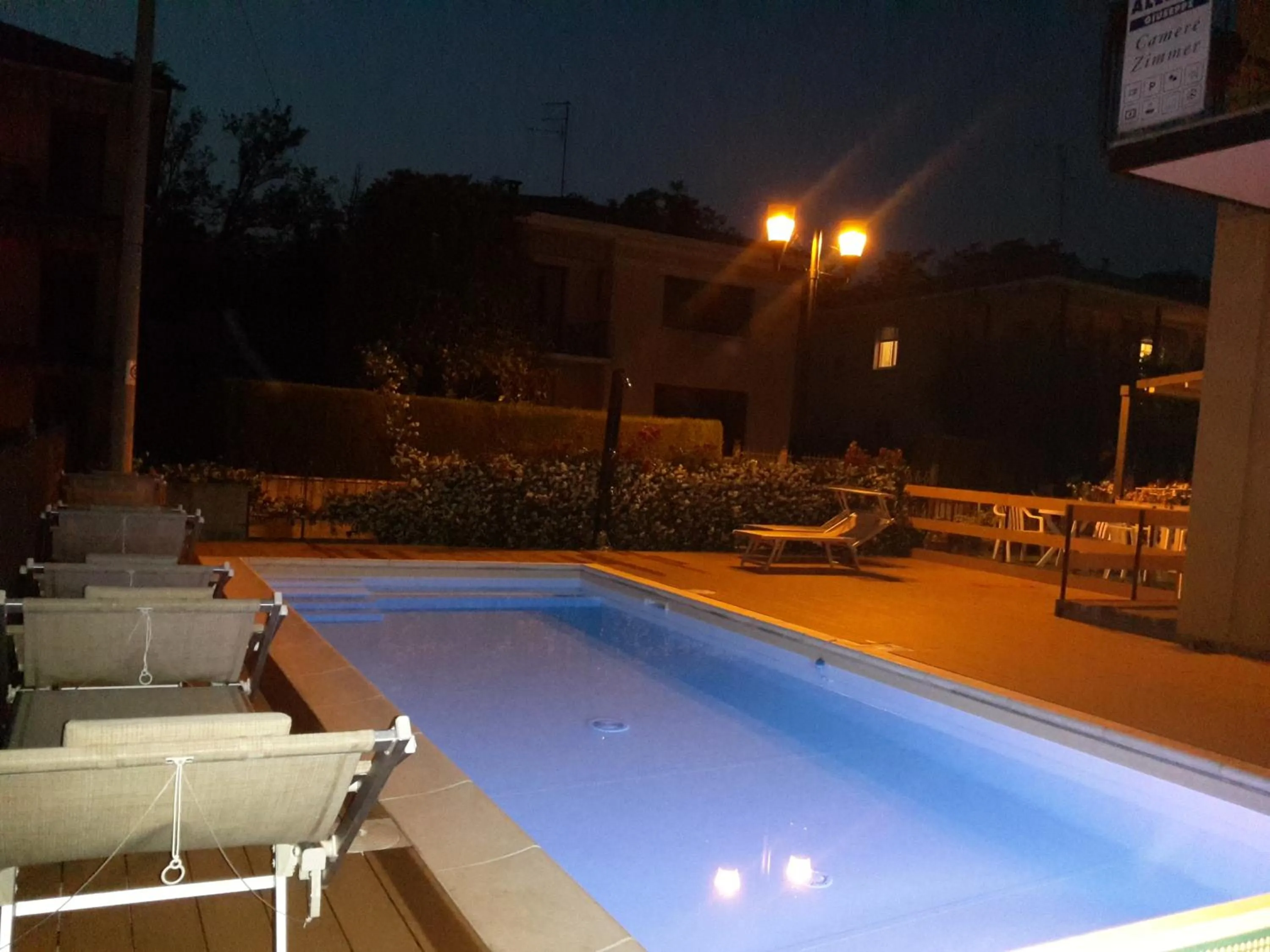 Swimming pool in Alessio Camere