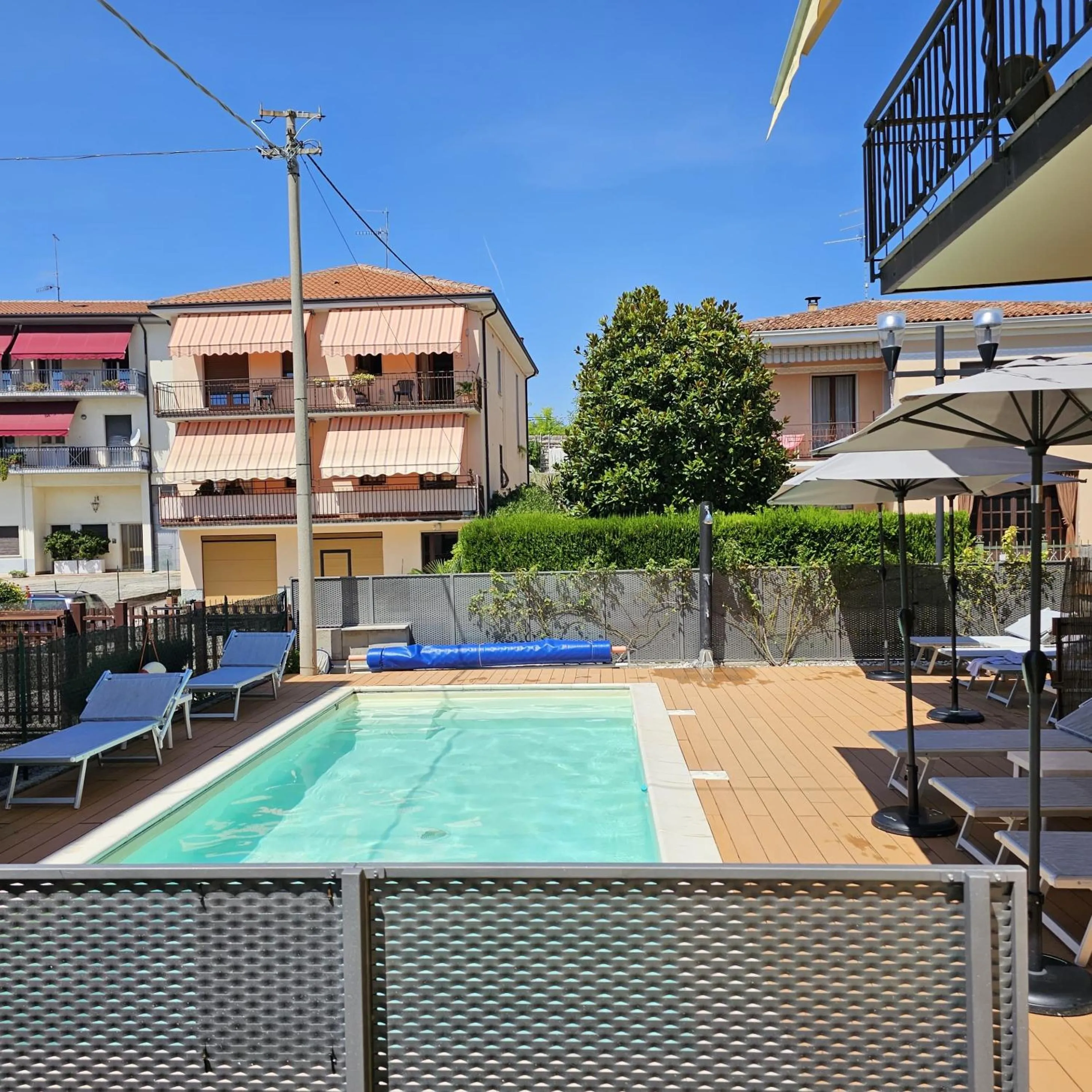 Swimming pool in Alessio Camere