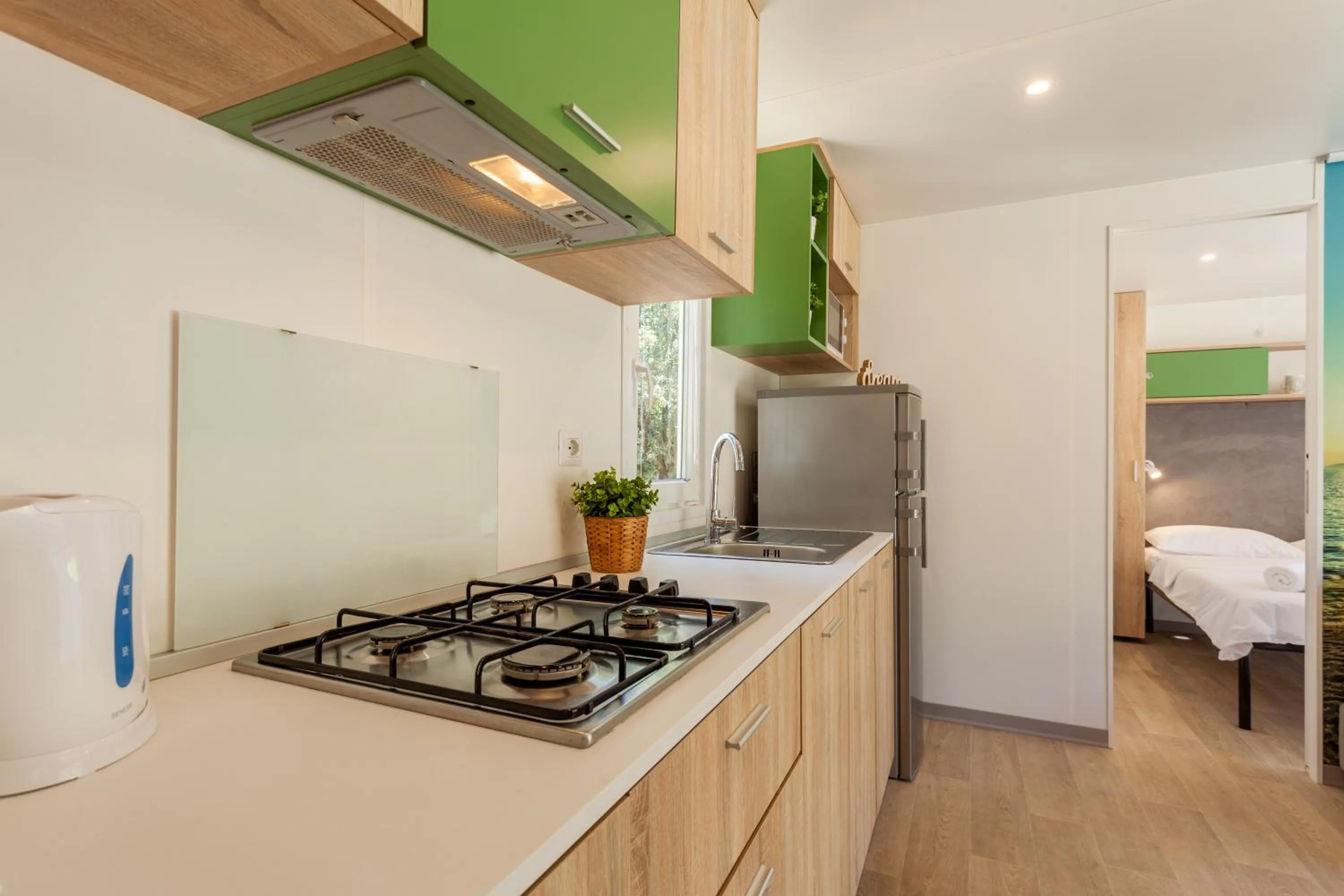 Kitchen or kitchenette, Bed in Mobile Homes Lopari