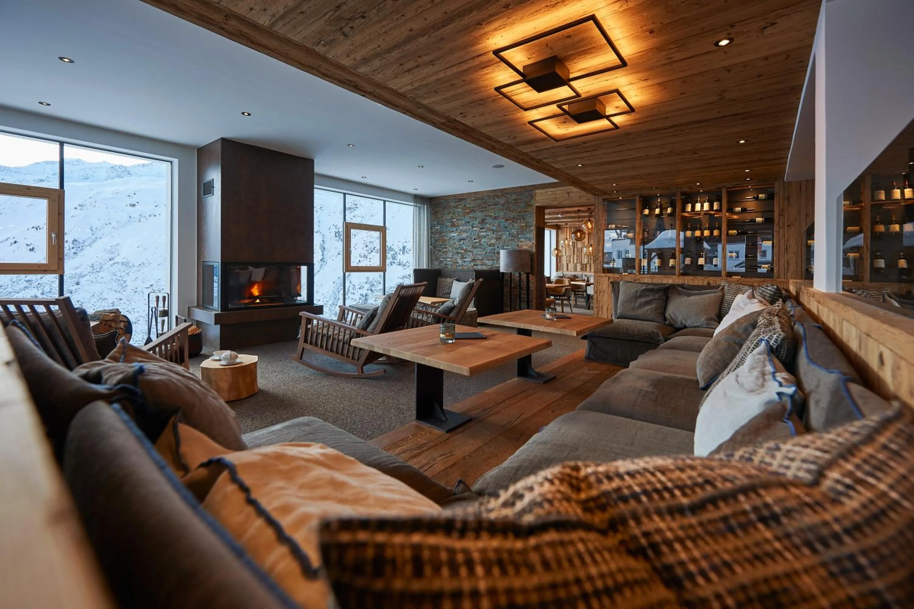 Lounge or bar in Alpenhotel Laurin