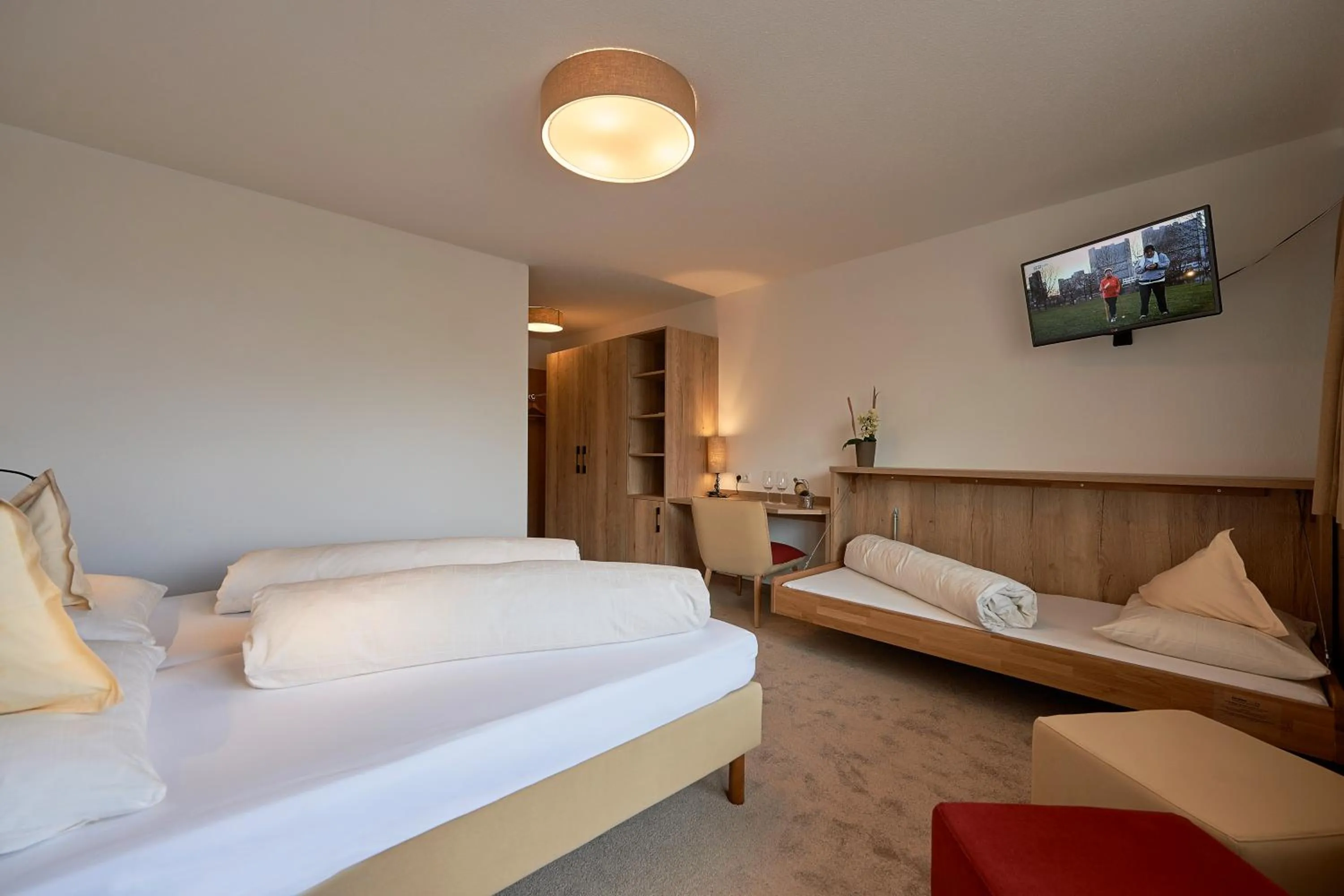 Photo of the whole room, Bed in Alpenhotel Laurin