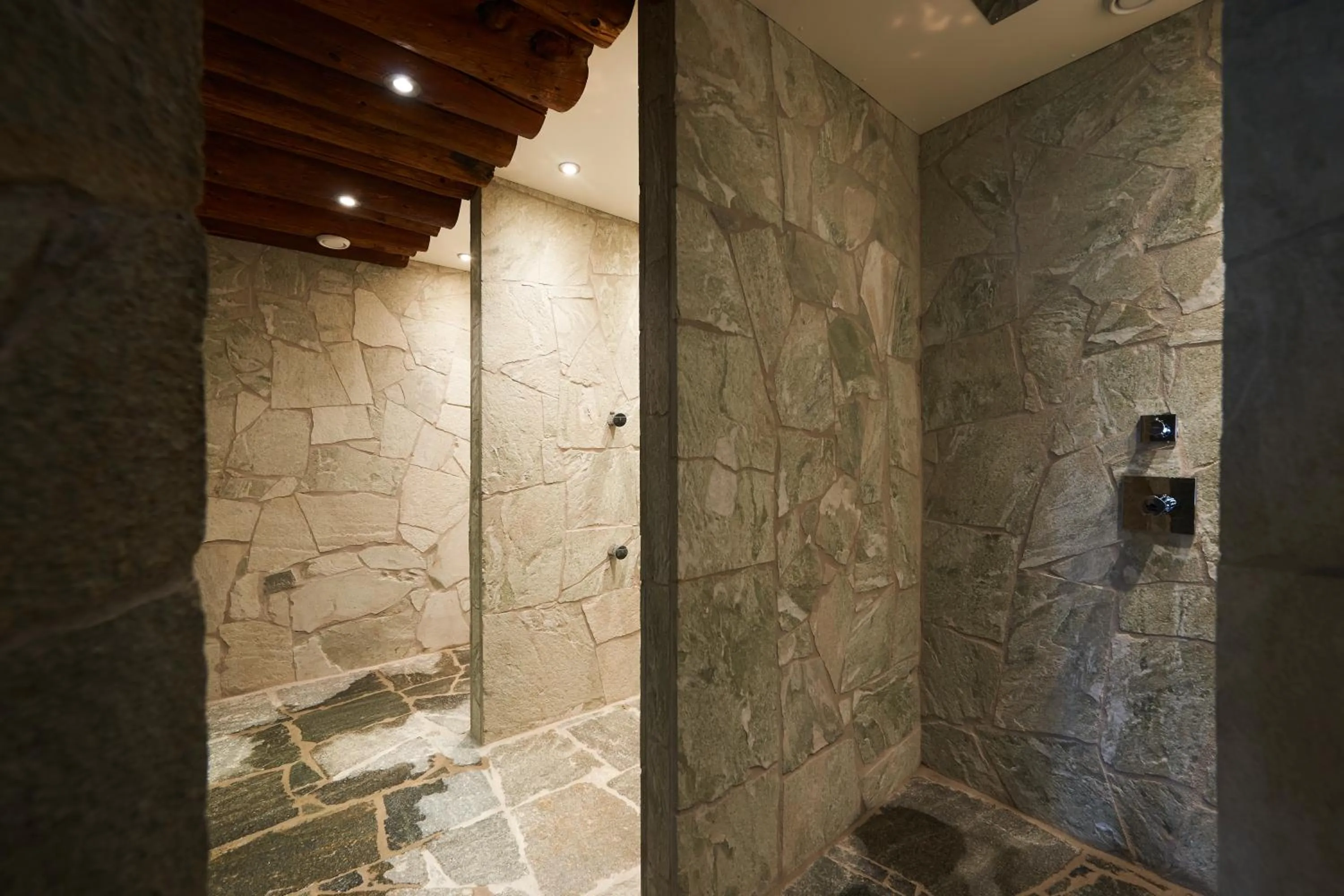 Spa and wellness centre/facilities in Alpenhotel Laurin