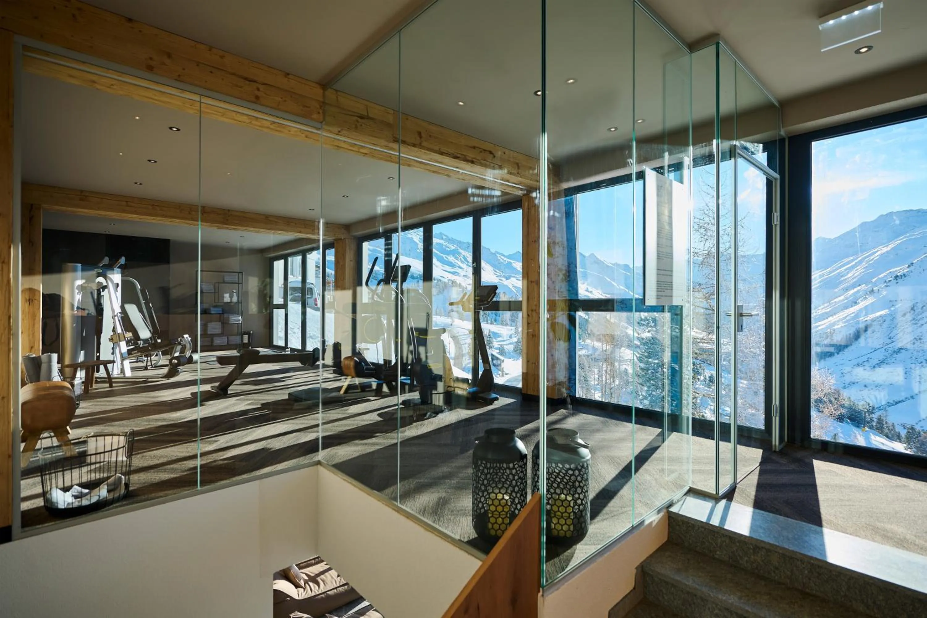 Swimming pool in Alpenhotel Laurin