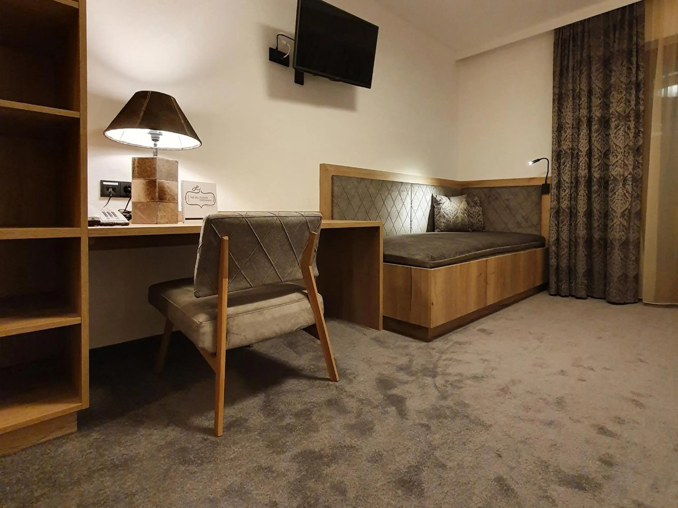 Photo of the whole room, Bed in Alpenhotel Laurin