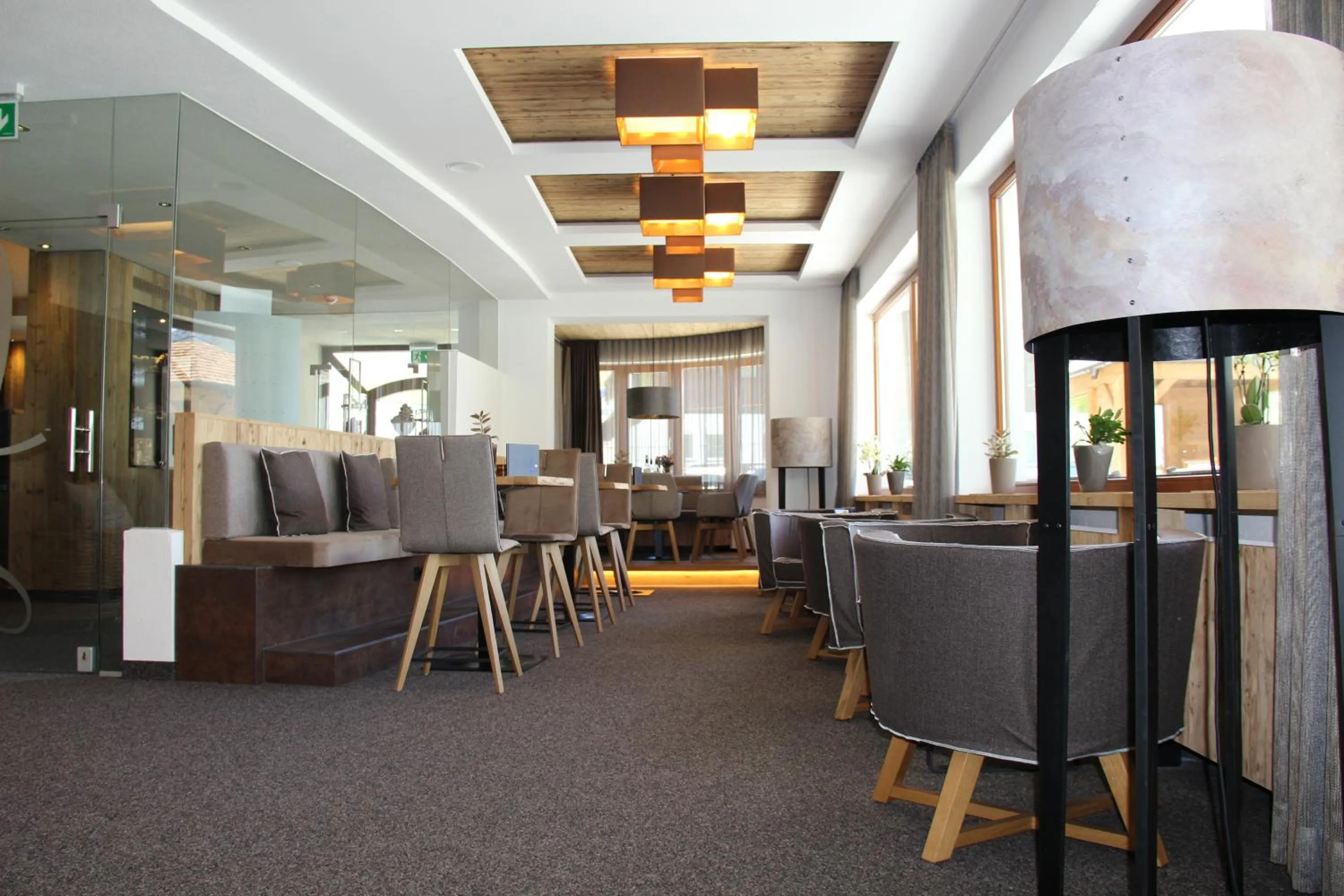 Lounge or bar in Alpenhotel Laurin