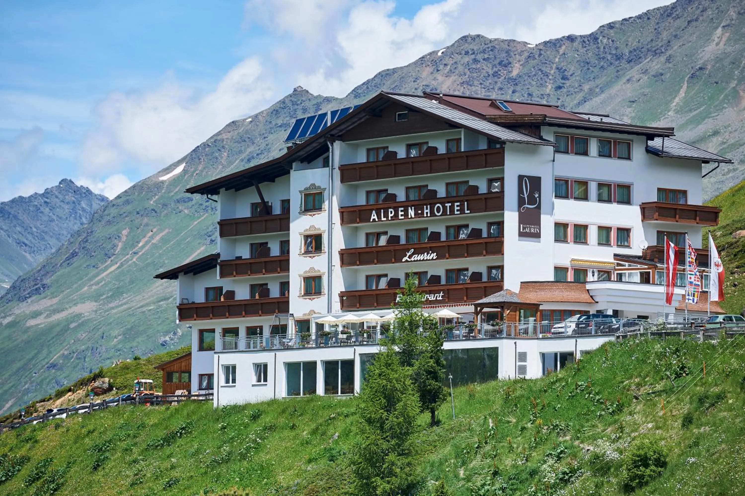 Property building in Alpenhotel Laurin