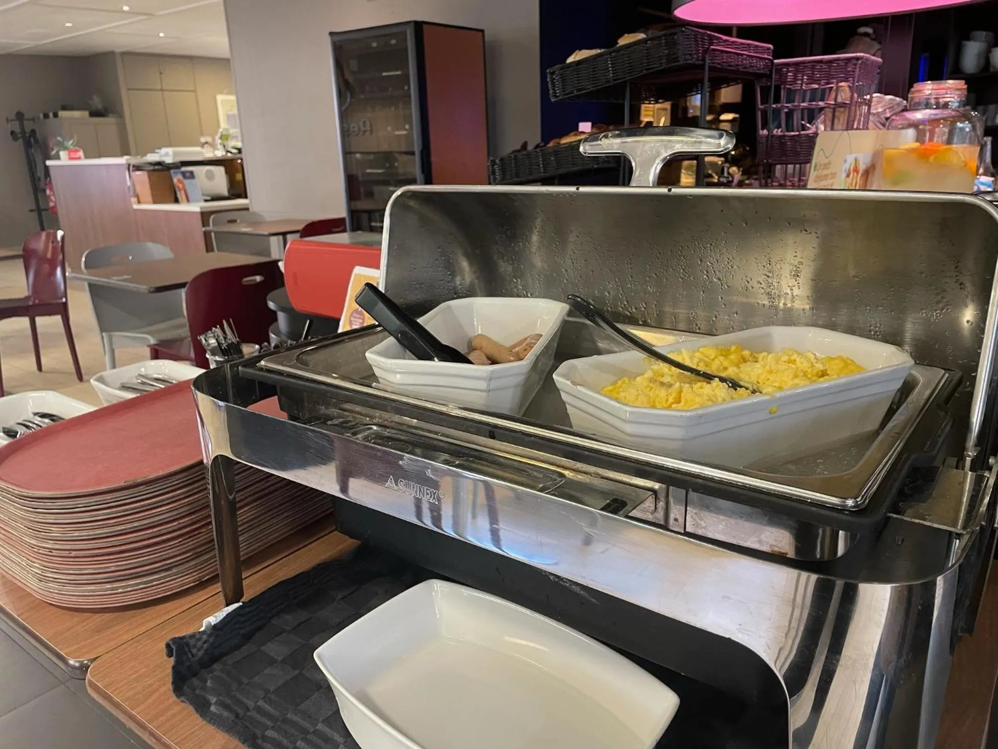 Property building in Campanile Chalon sur Saône