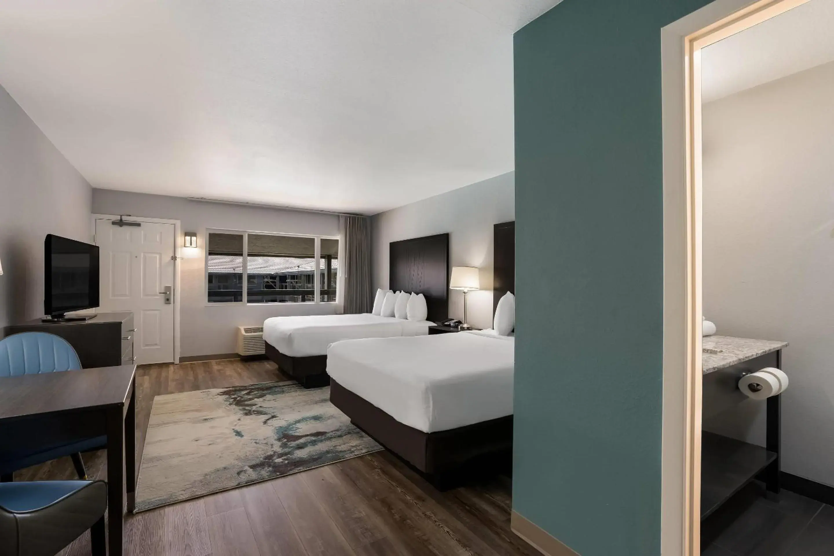 Bedroom, Bed in Richland Riverfront Hotel, an Ascend Collection Hotel Bedroom, Bed in Richland Riverfront Hotel, an Ascend Collection Hotel