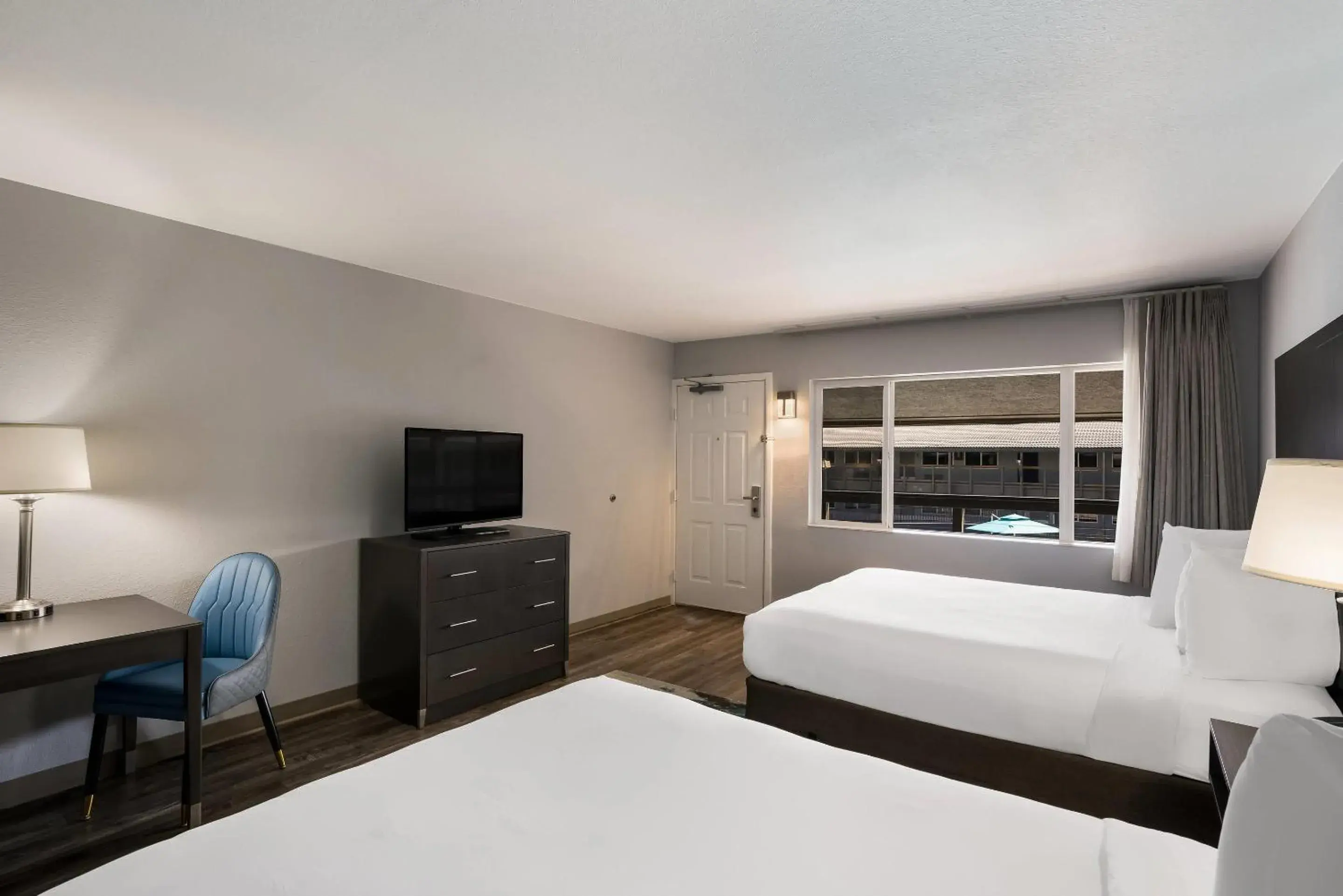 Bedroom, Bed in Richland Riverfront Hotel, an Ascend Collection Hotel Bedroom, Bed in Richland Riverfront Hotel, an Ascend Collection Hotel