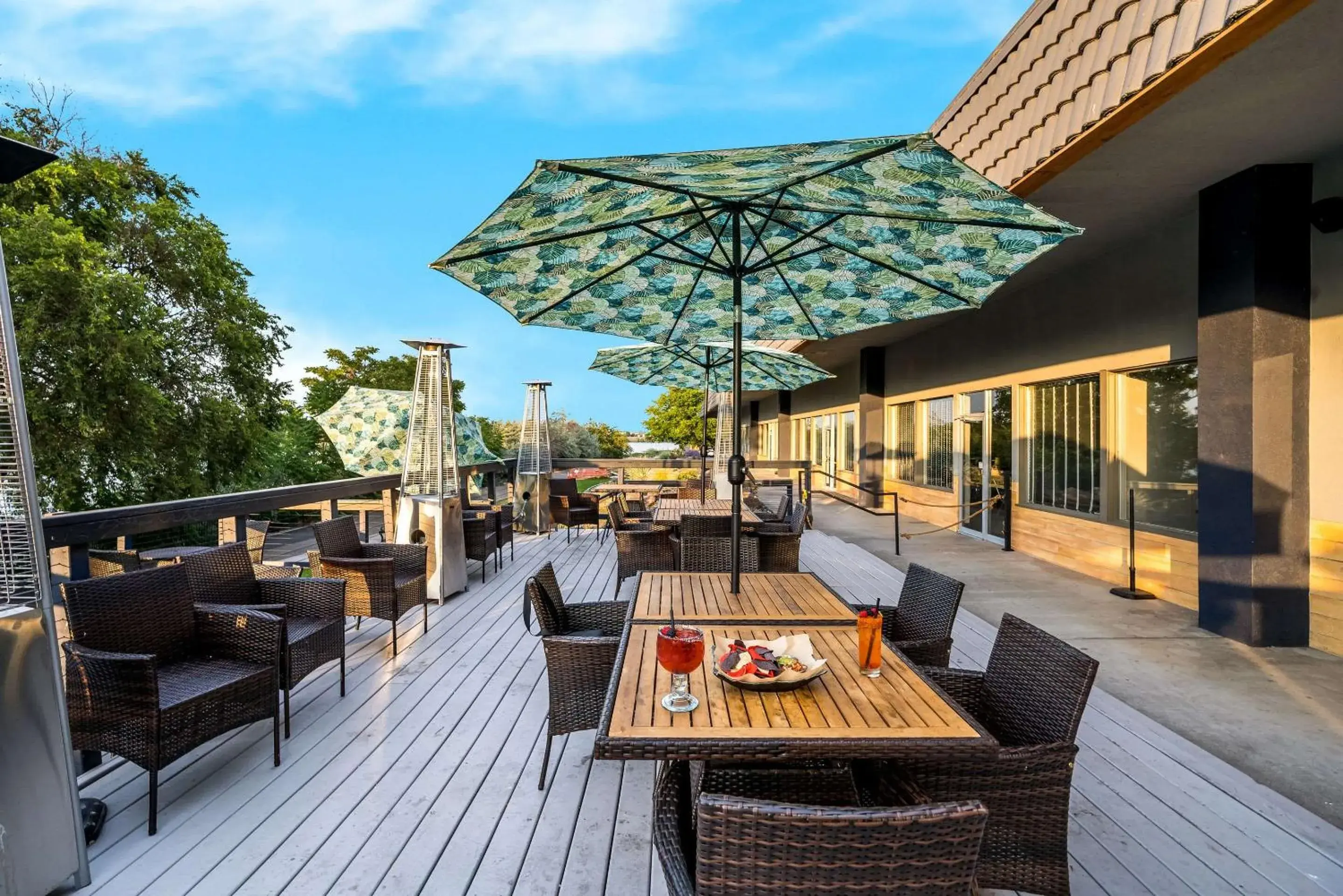 Restaurant/places to eat in Richland Riverfront Hotel, an Ascend Collection Hotel Restaurant/places to eat in Richland Riverfront Hotel, an Ascend Collection Hotel