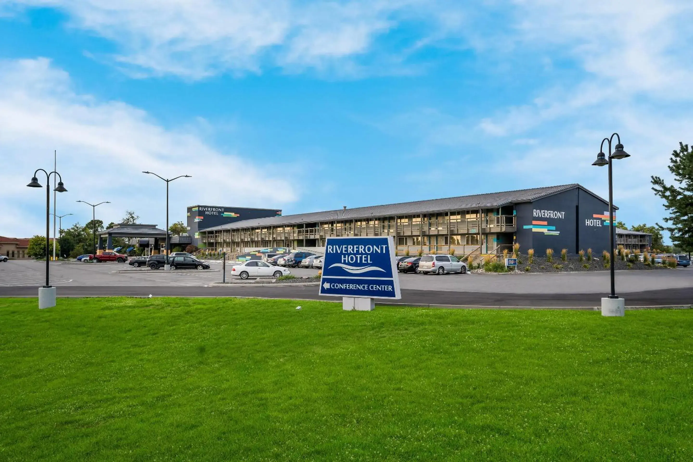 Property building in Richland Riverfront Hotel, an Ascend Collection Hotel Property building in Richland Riverfront Hotel, an Ascend Collection Hotel
