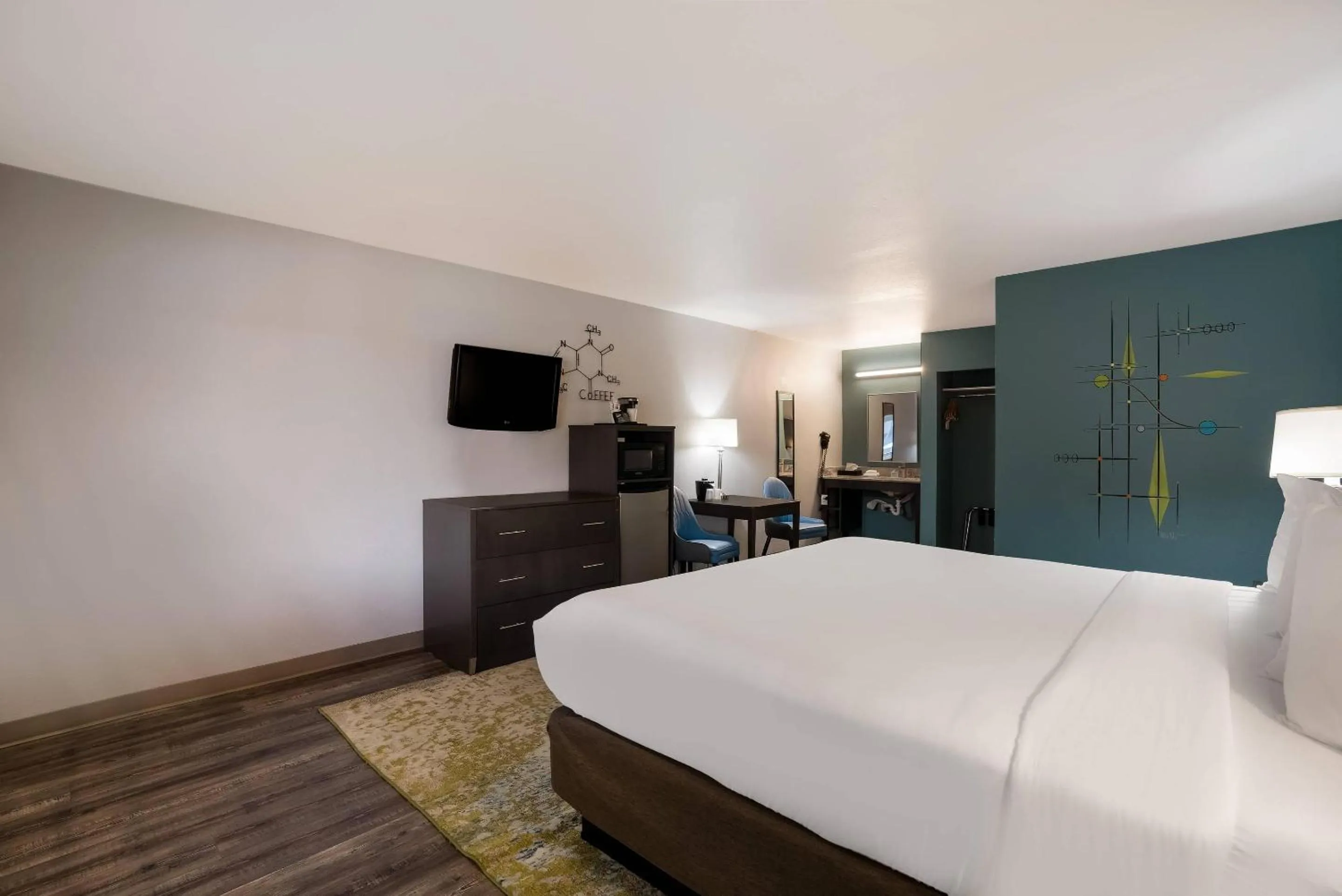 Bedroom, Bed in Richland Riverfront Hotel, an Ascend Collection Hotel