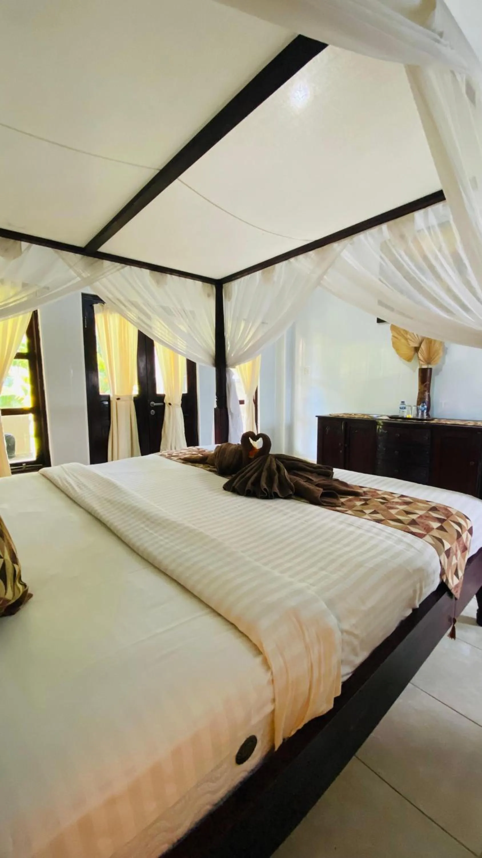 Bed in Balangan Sea View Bungalow