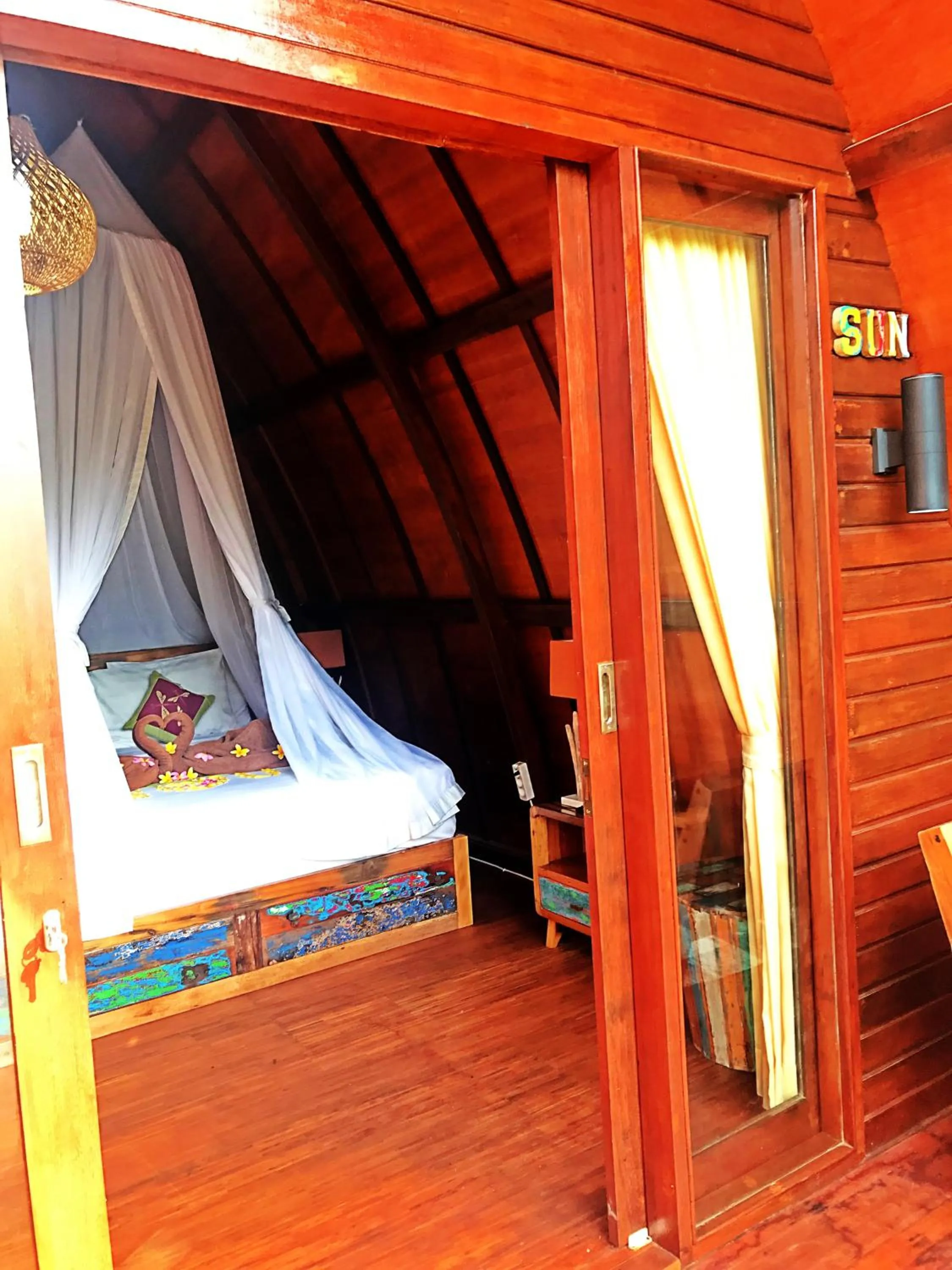 Bed in Balangan Sea View Bungalow