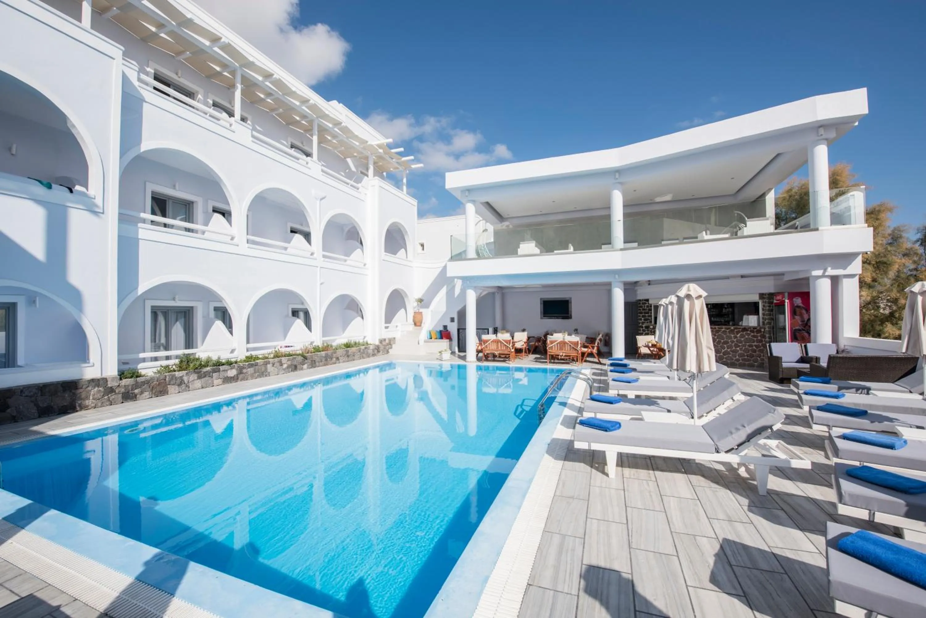 Property building in Blue Waves Suites & Apartments