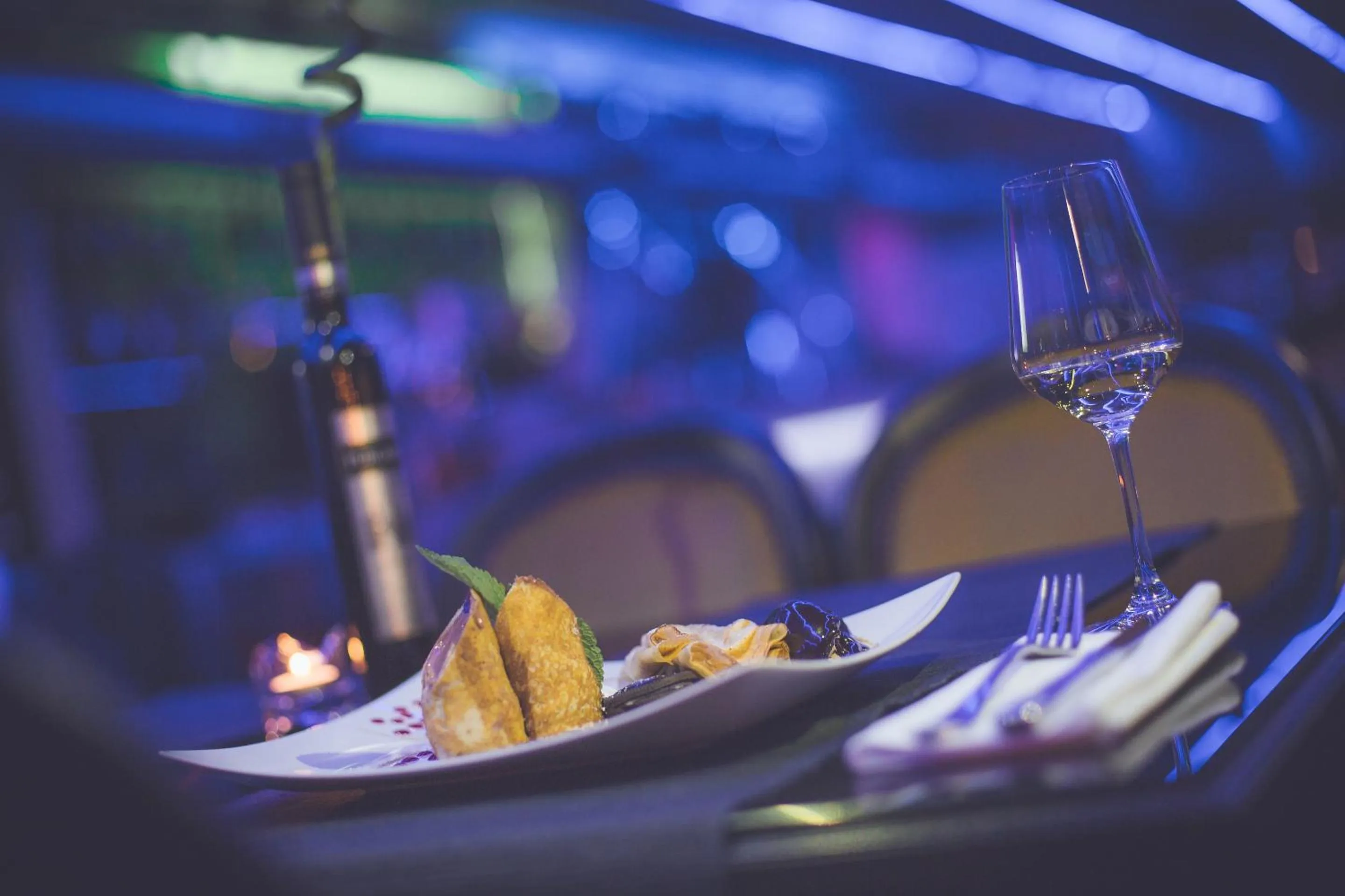 Restaurant/places to eat in Hotel Europa