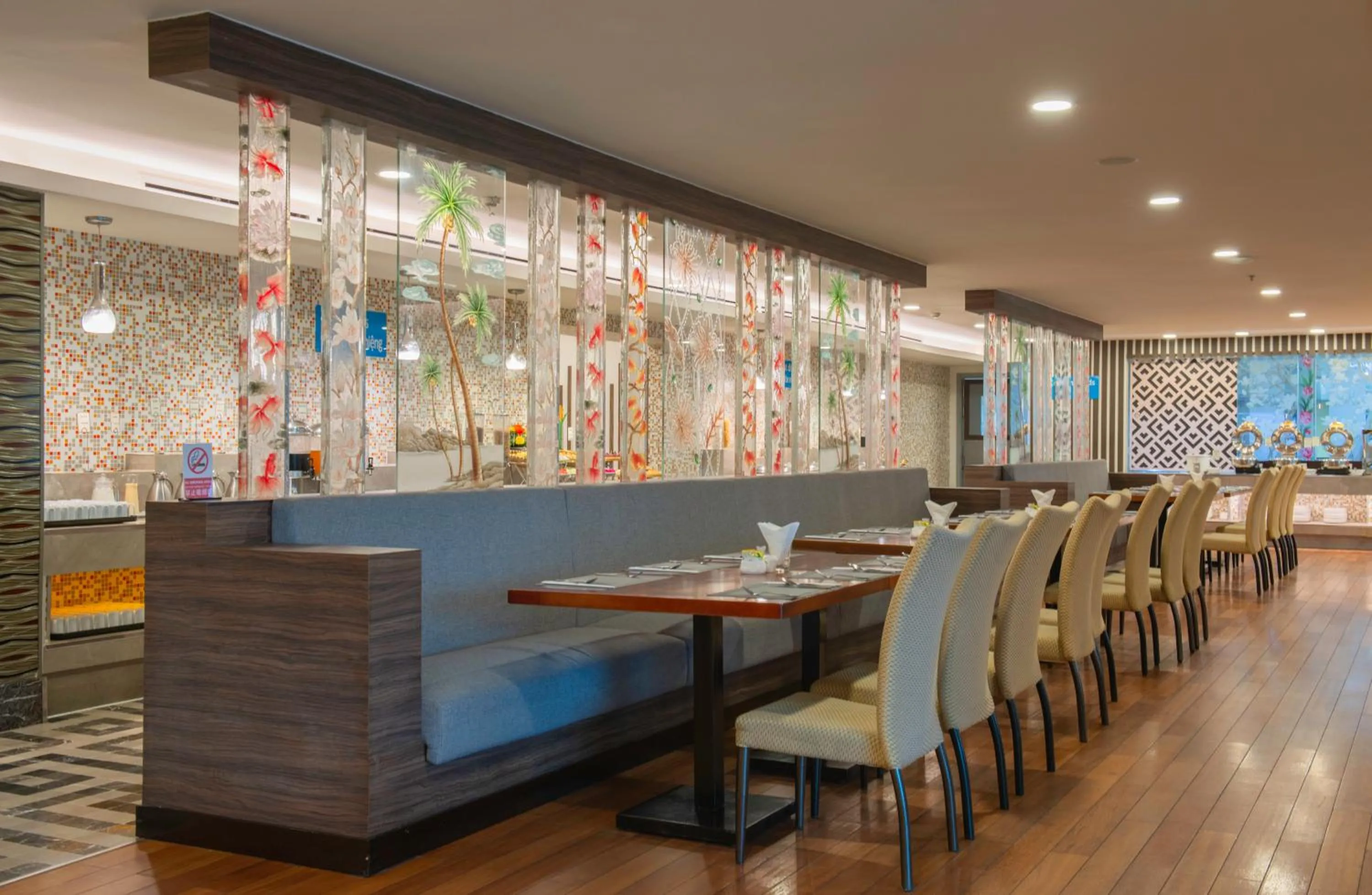 Restaurant/places to eat in Havana Nha Trang Hotel