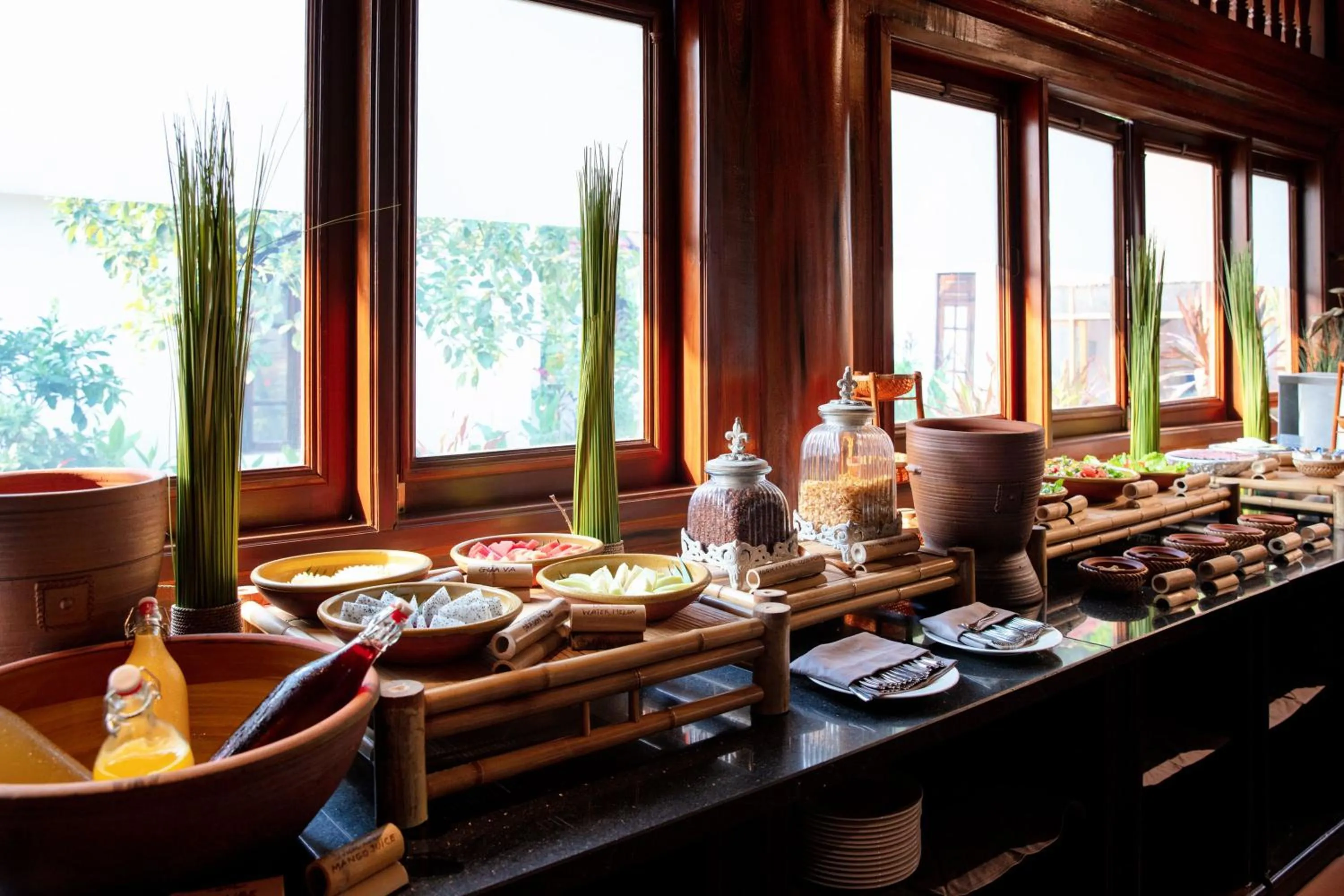 Restaurant/places to eat in Tam Coc La Montagne Resort & Spa Ninh Binh