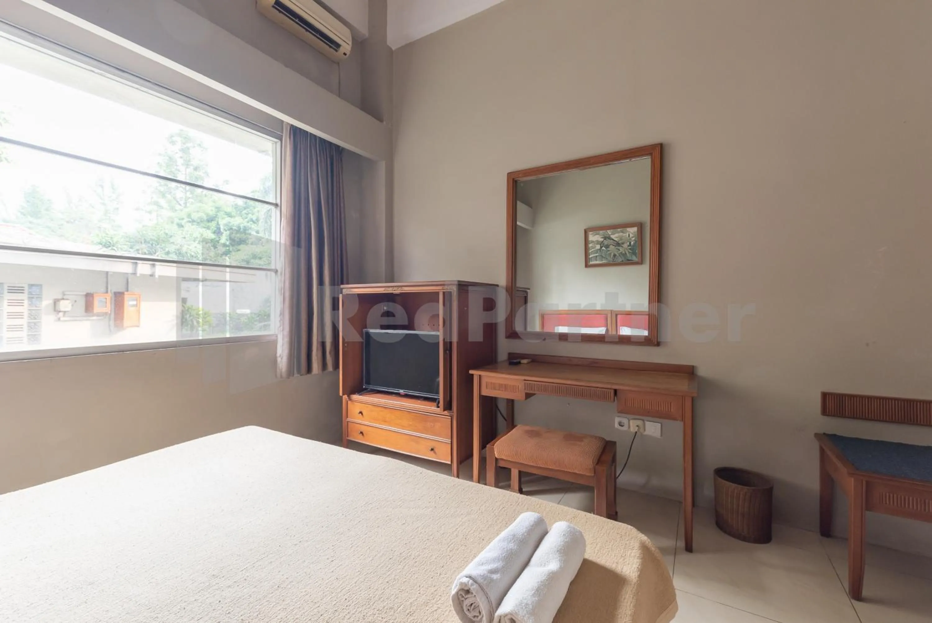 Bedroom, Bed in Hotel Wisma Dago ITB