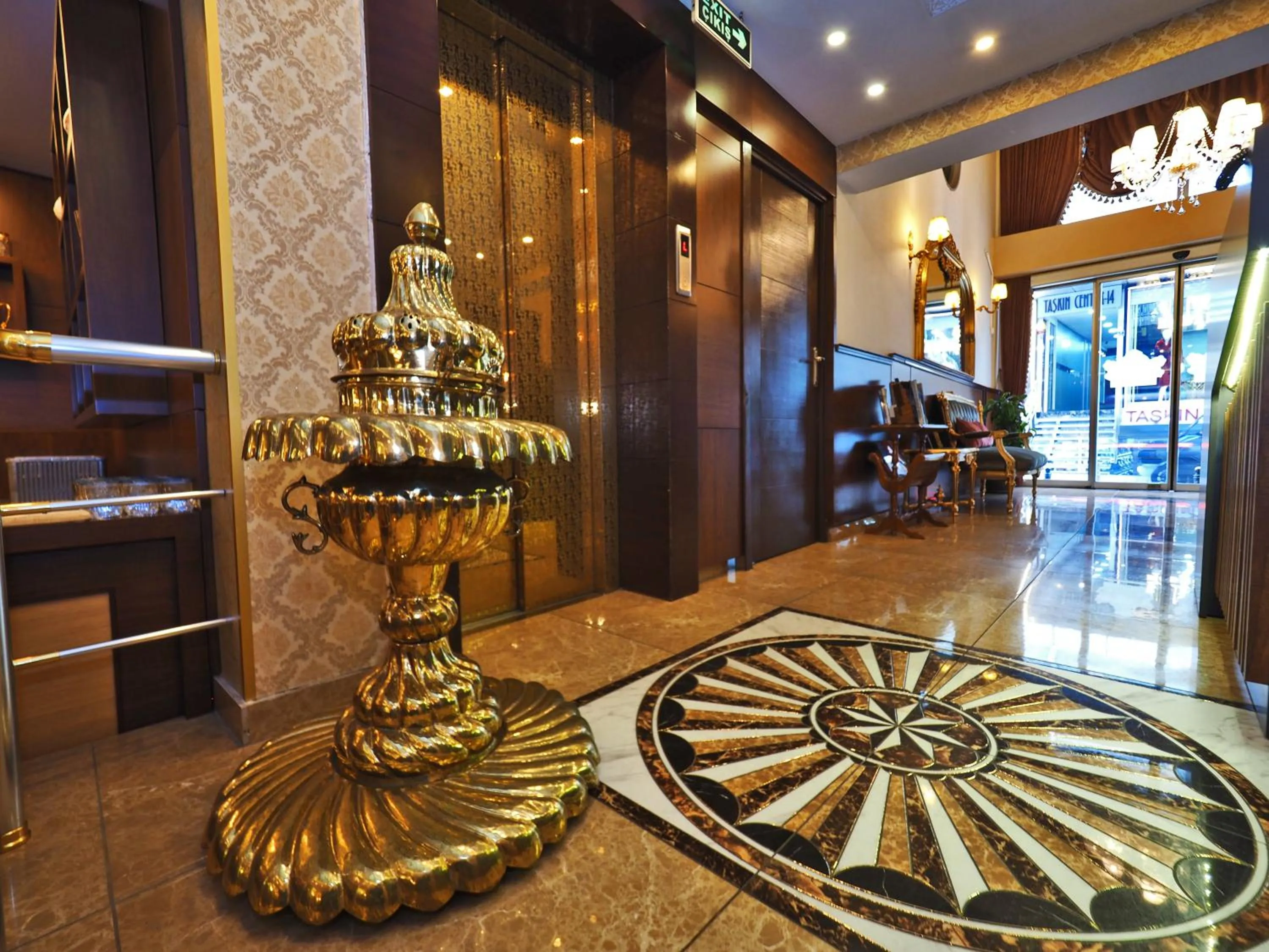 Lobby or reception in Elysion Hotel