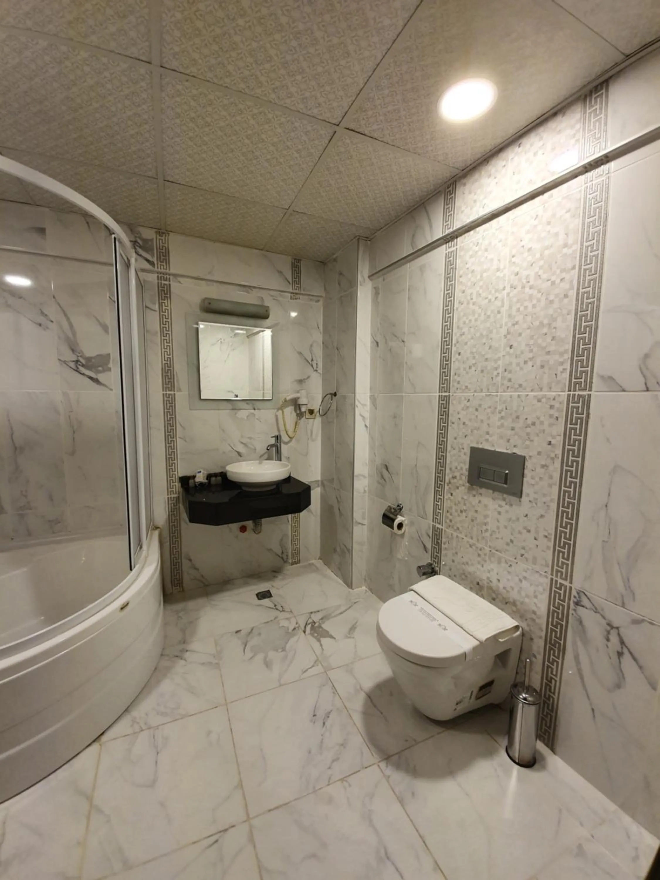 Shower in Elysion Hotel