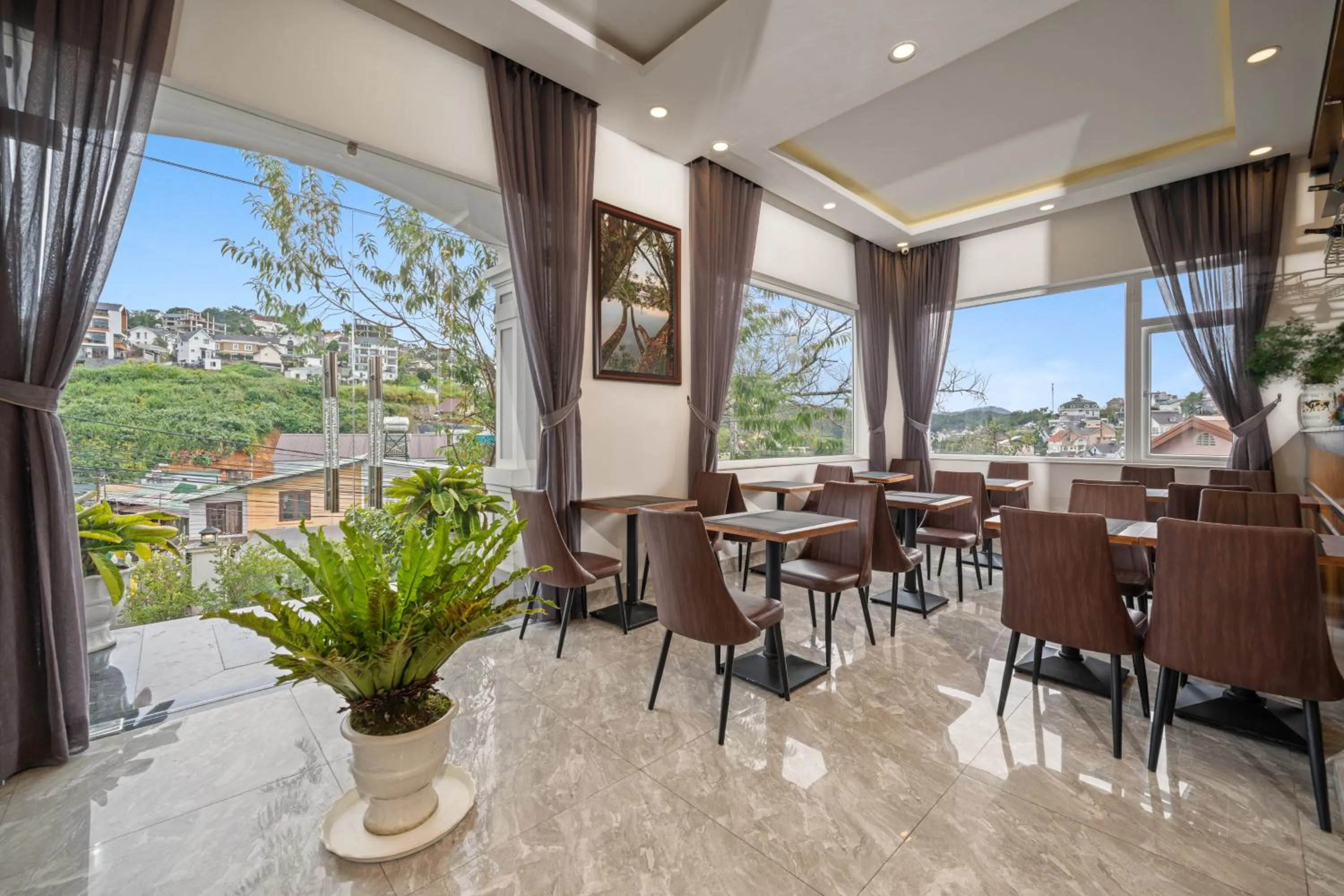 Restaurant/places to eat in Myrtle Boutique Hotel