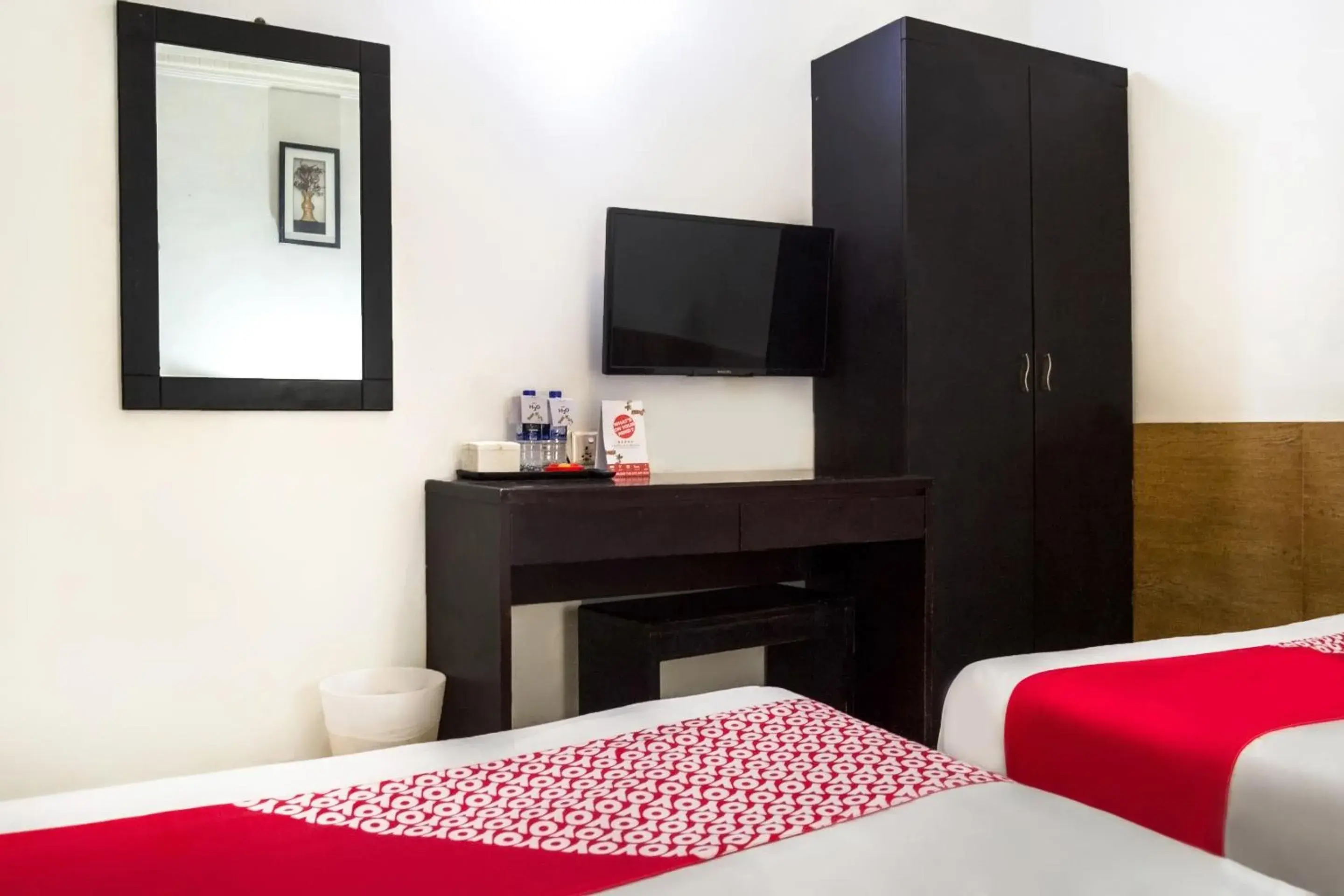 Bedroom, Bed in Capital O 664 Romance Hotel Bedroom, Bed in Capital O 664 Romance Hotel