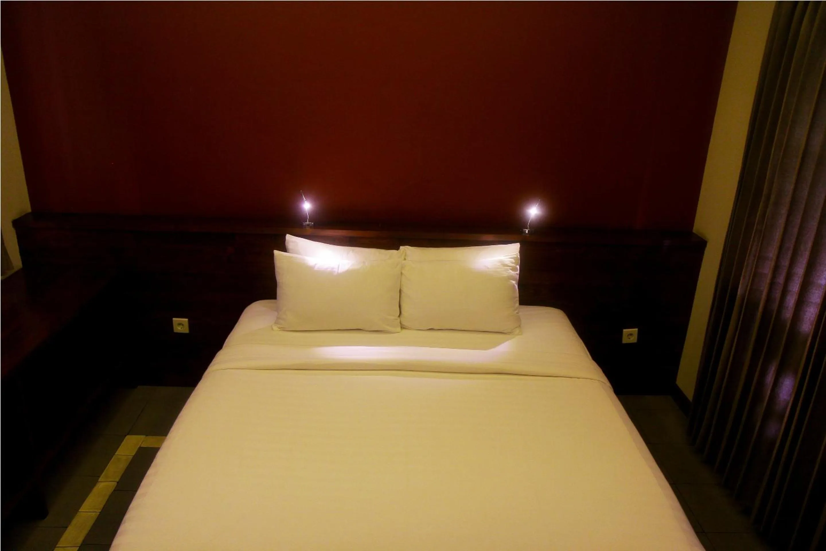 Night, Bed in Rumah Taman