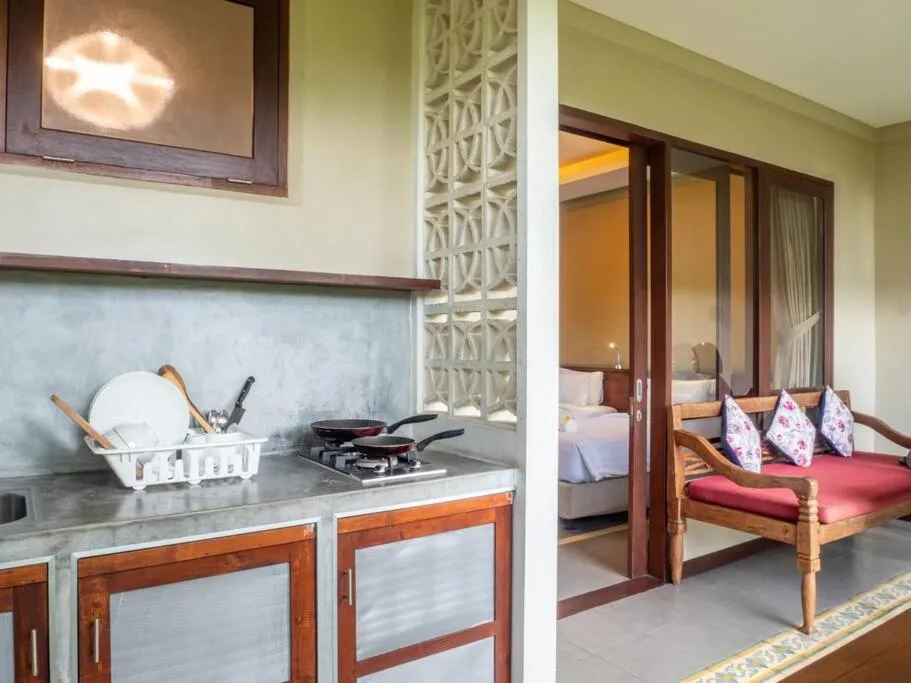 Kitchen or kitchenette, Bed in Rumah Taman