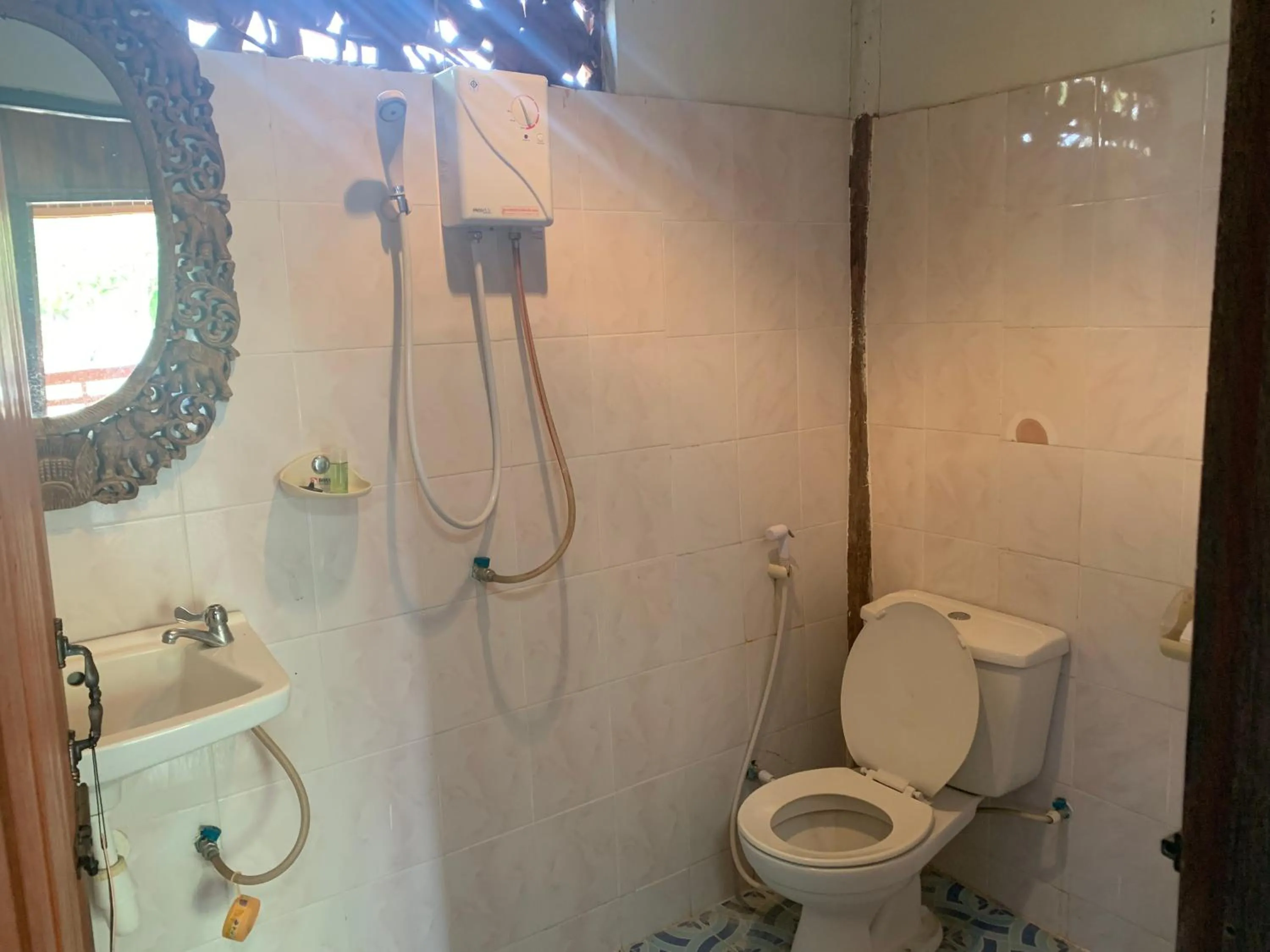 Shower in Mountain View Guesthouse