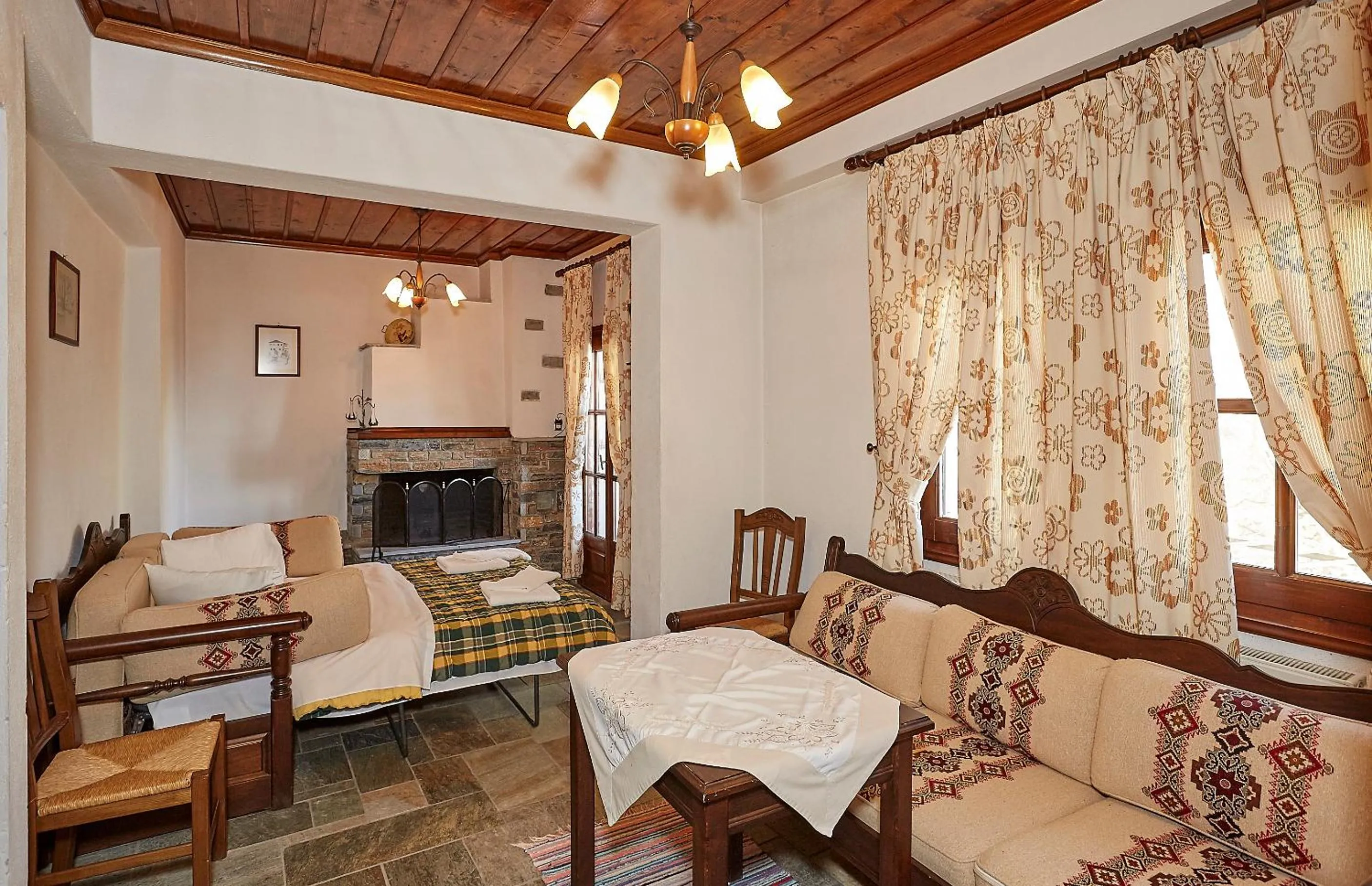 Bed in Hotel Atrapos